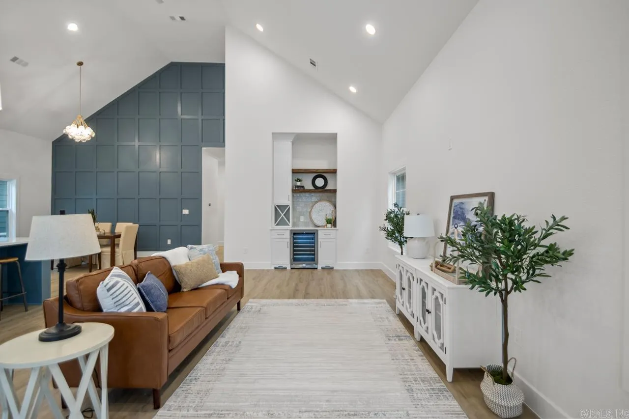 North Little Rock, Arkansas 72114, United States, 4 Bedrooms Bedrooms, ,3 BathroomsBathrooms,Residential,Active,26994