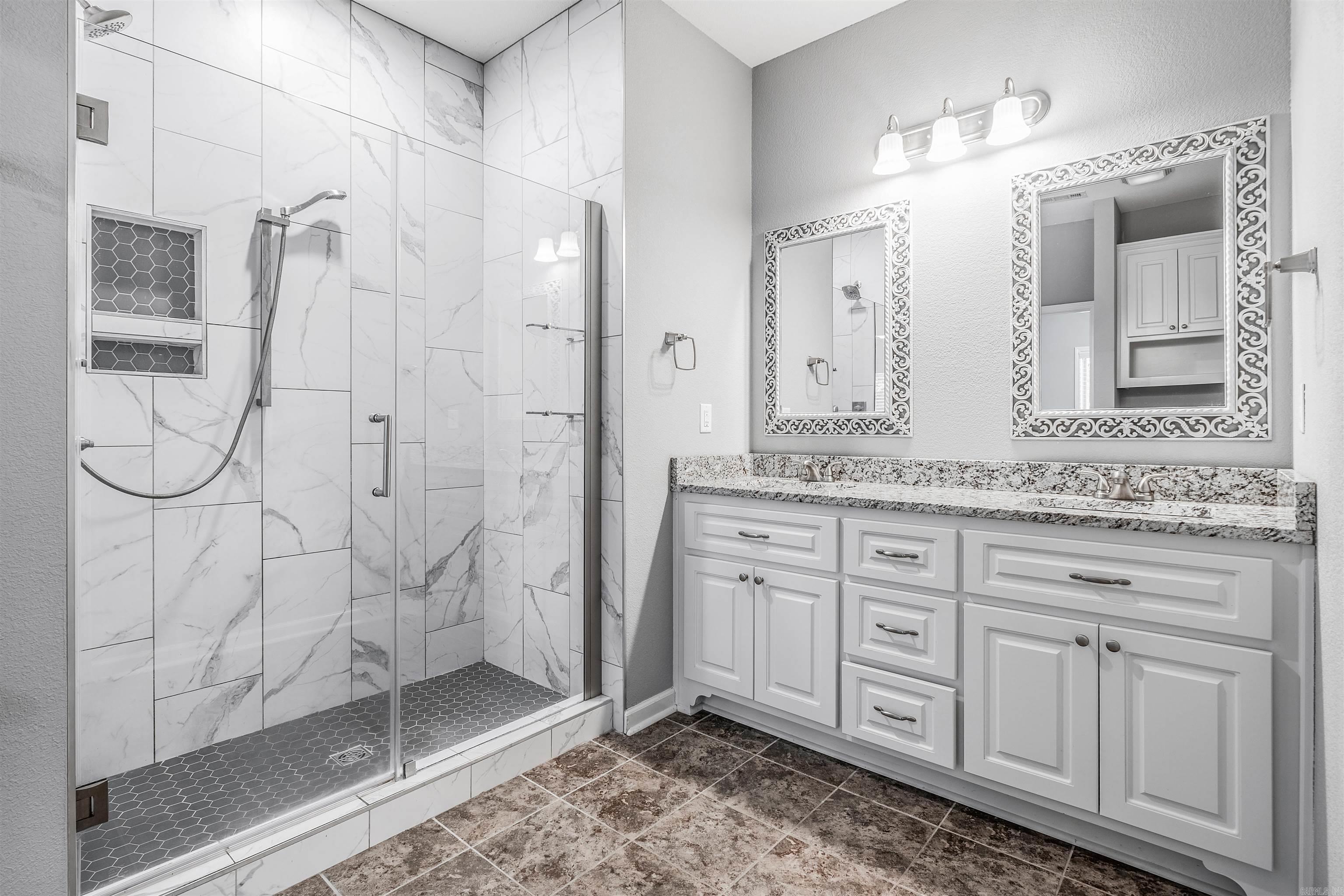 ARBOR OAKS - Residential