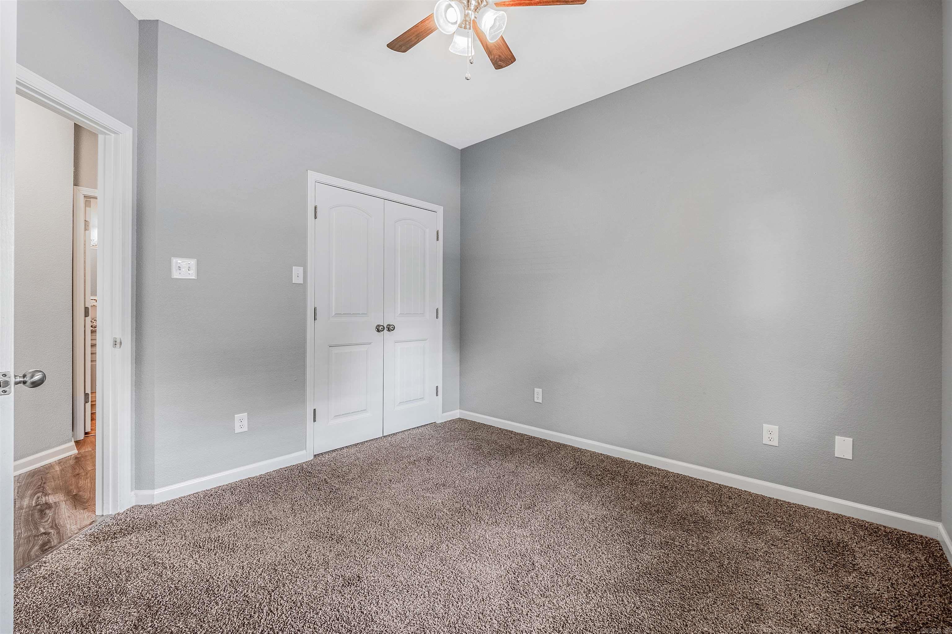 ARBOR OAKS - Residential