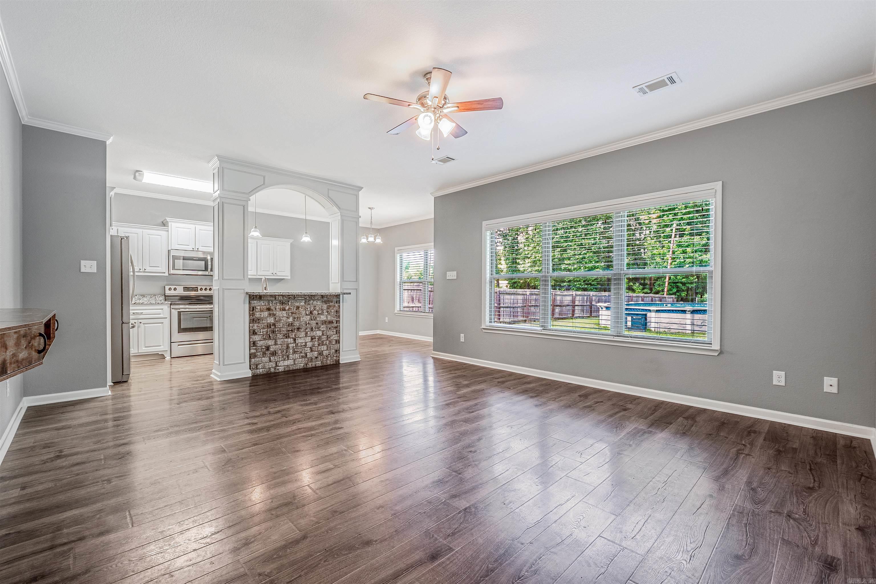 ARBOR OAKS - Residential