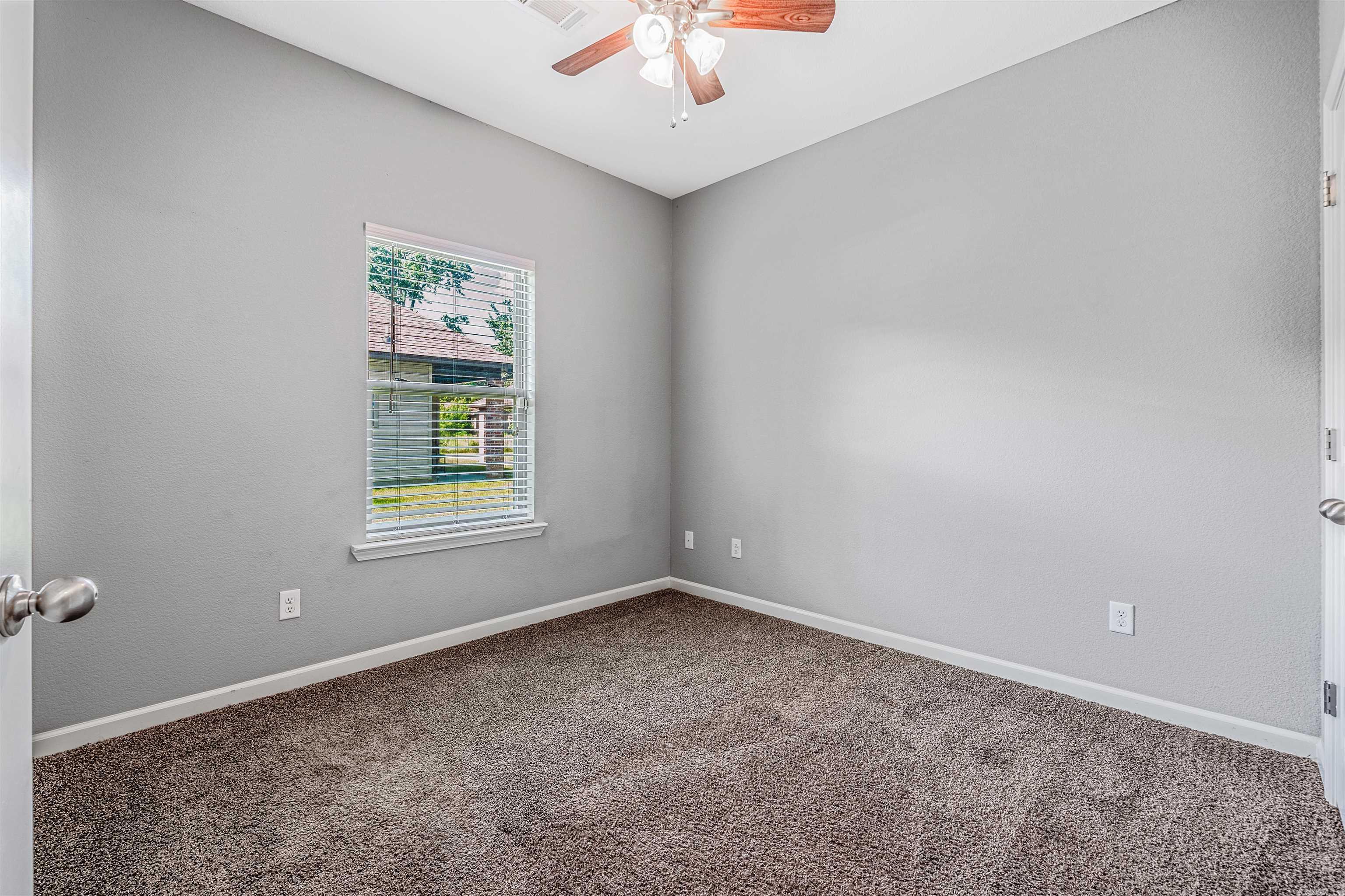 ARBOR OAKS - Residential