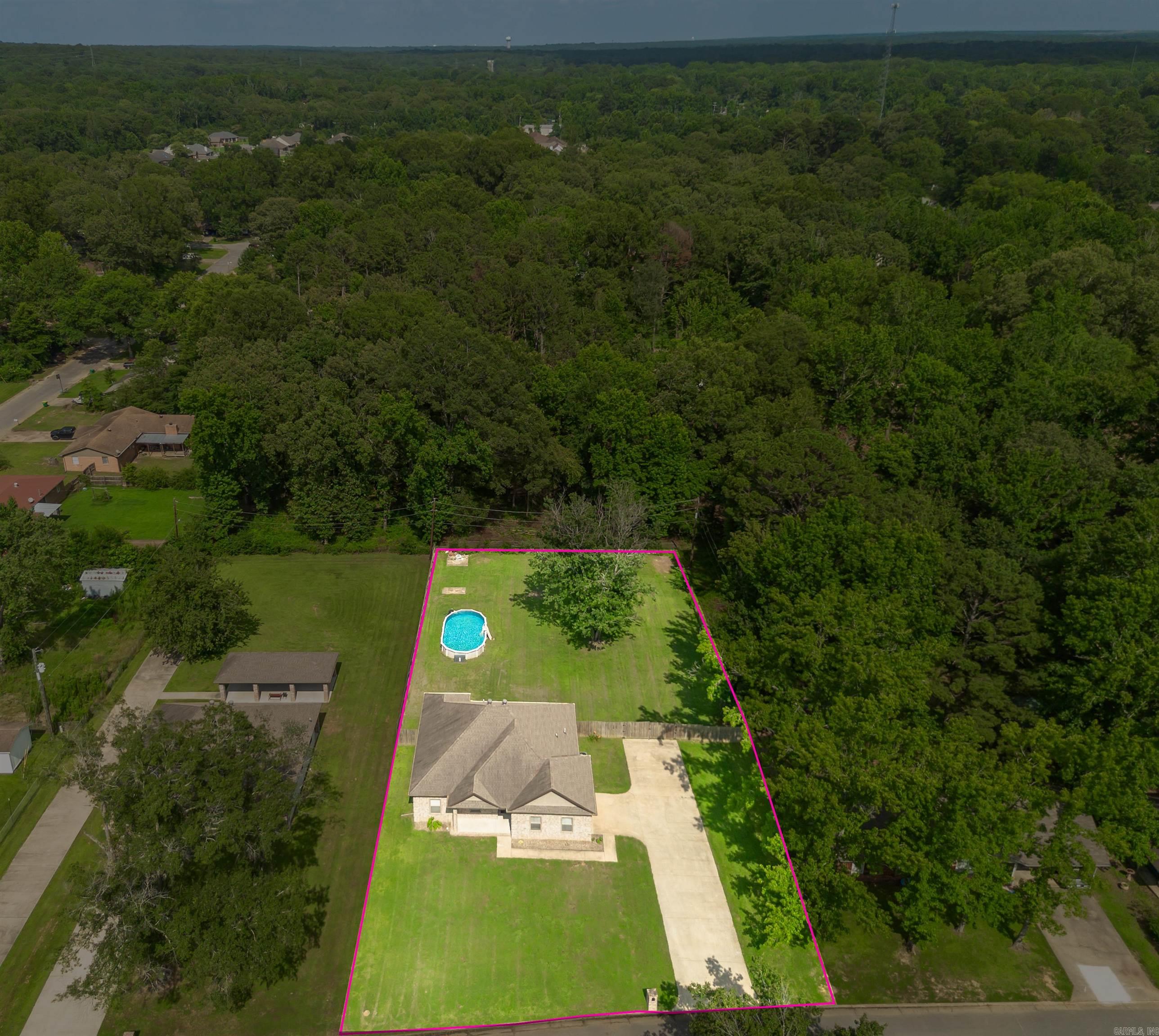 ARBOR OAKS - Residential