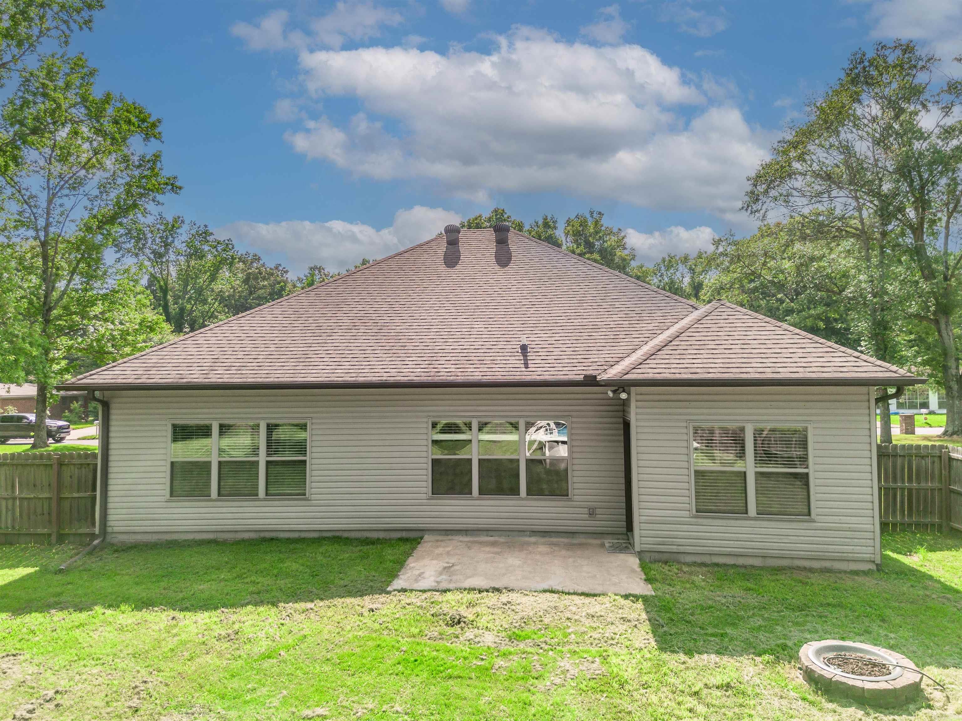 ARBOR OAKS - Residential