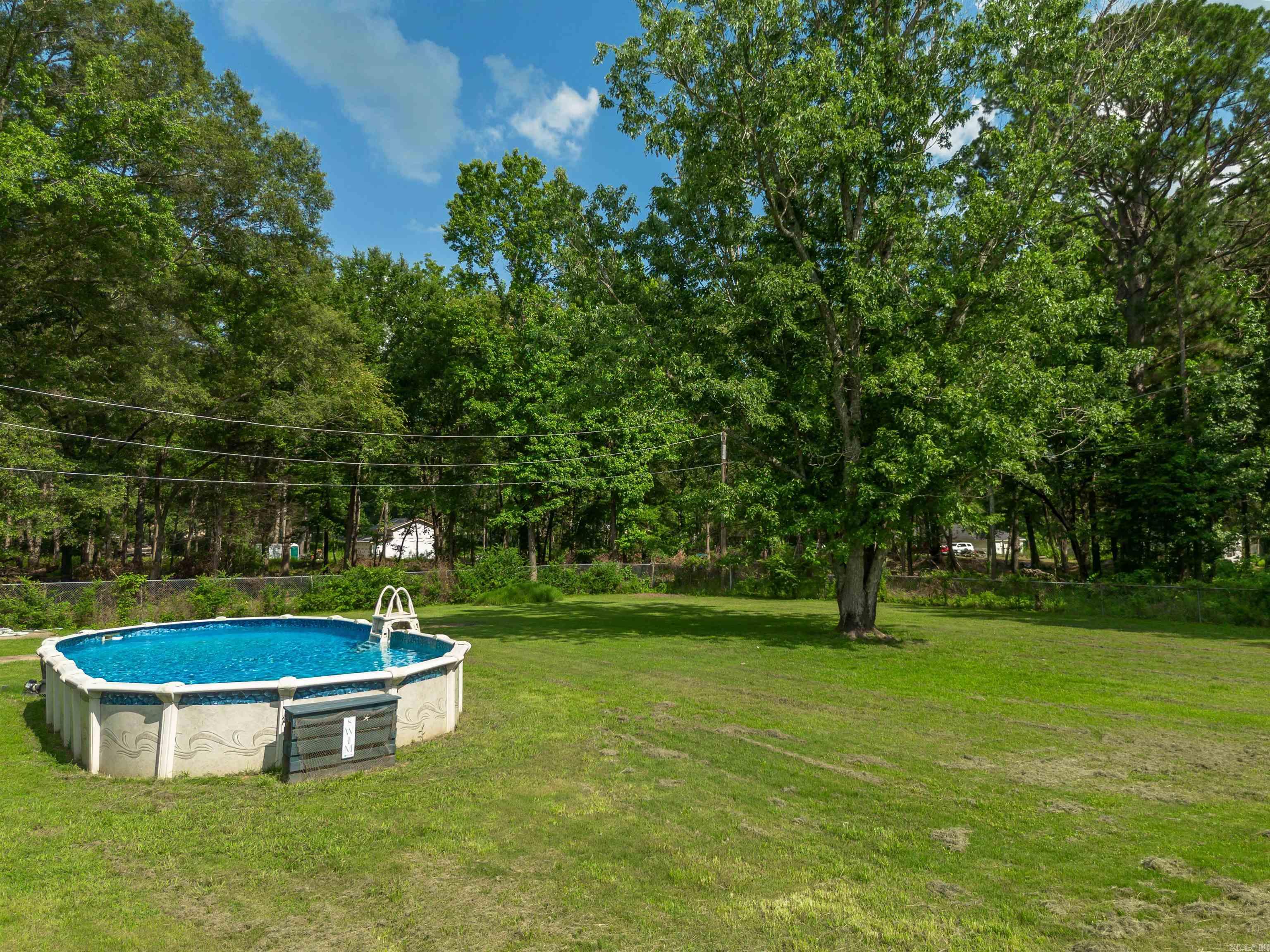 ARBOR OAKS - Residential