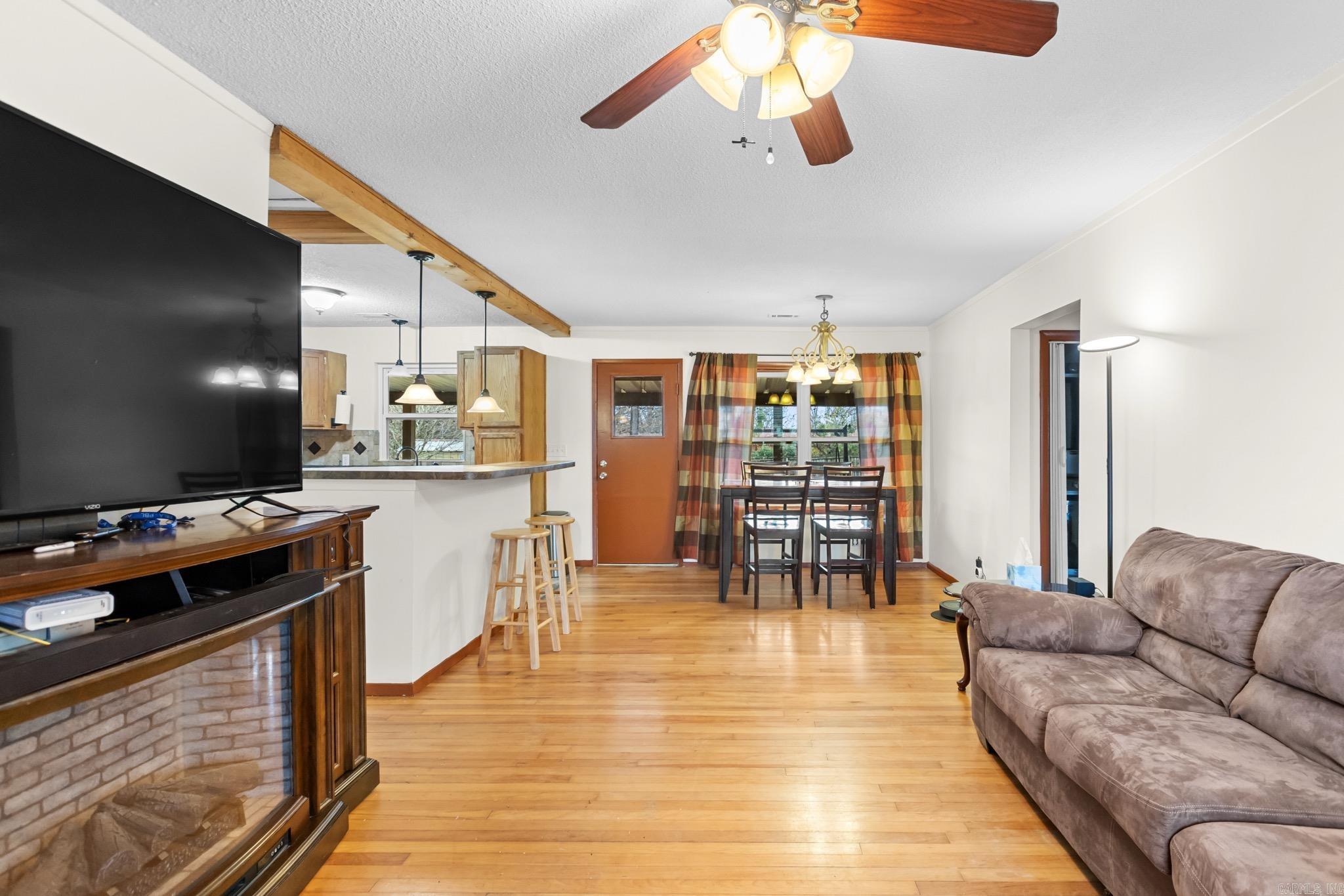 PLAZA HEIGHTS - Residential