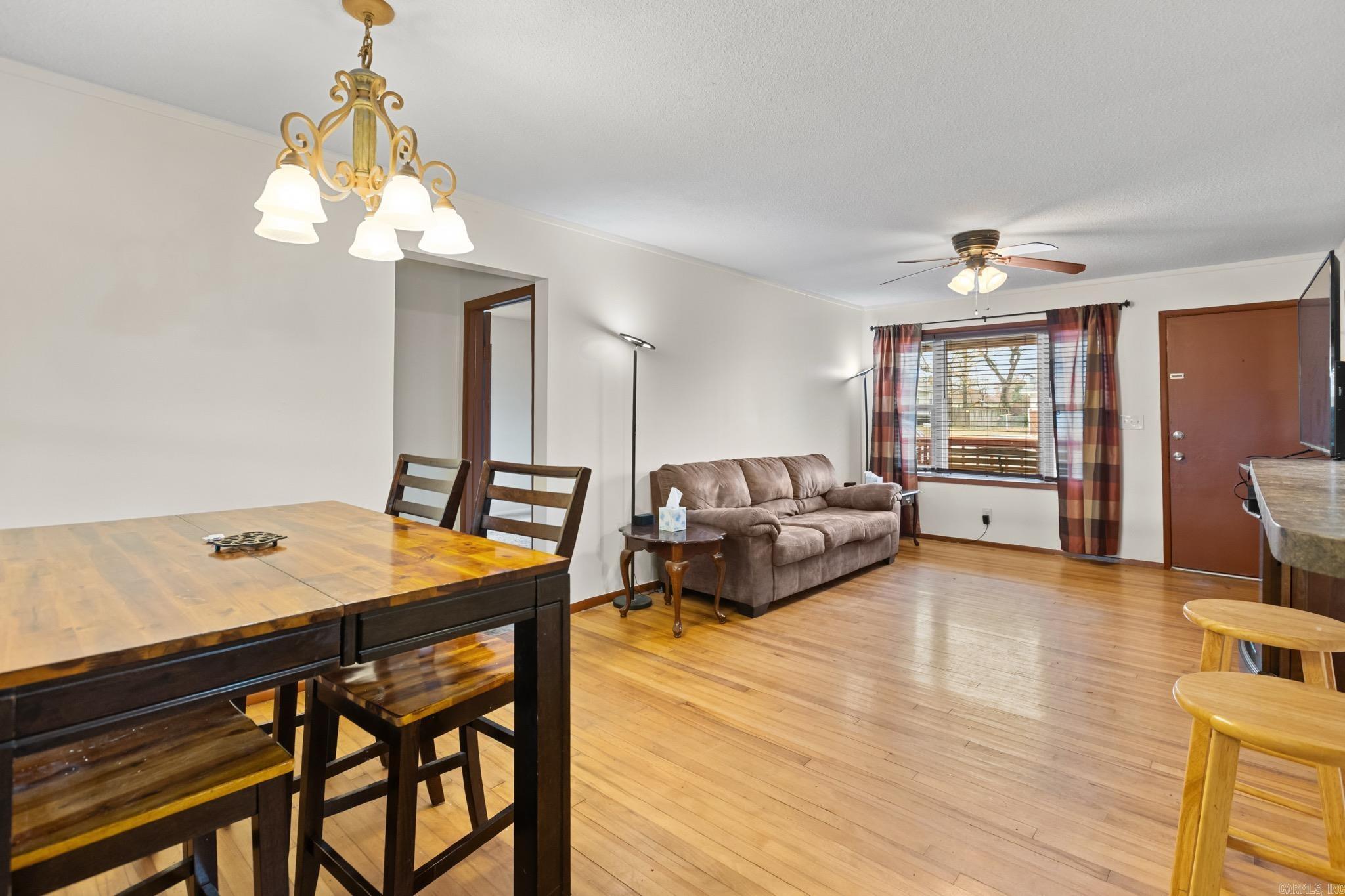 PLAZA HEIGHTS - Residential