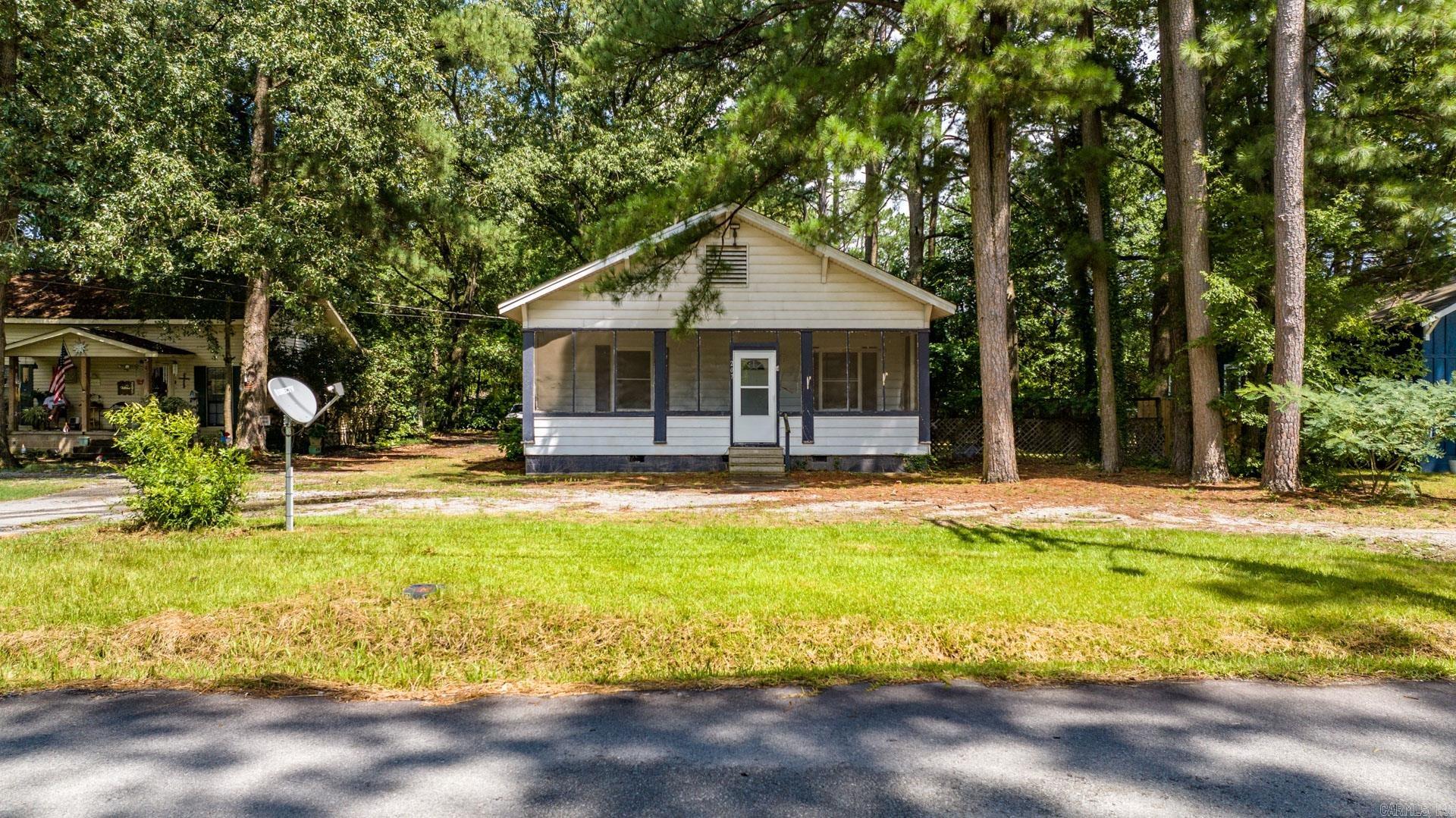 ORIGINAL TOWN-BRYANT - Residential