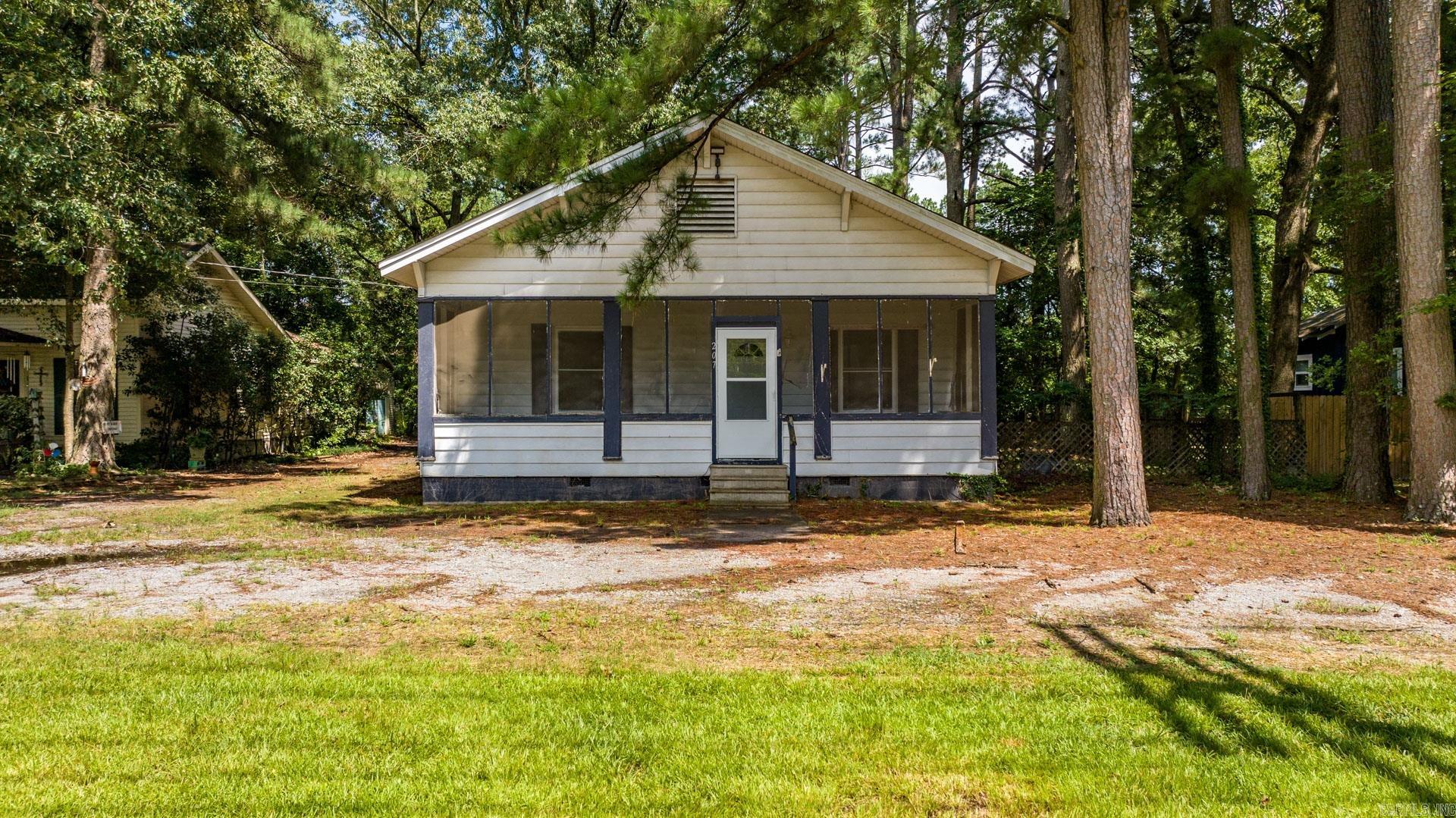 ORIGINAL TOWN-BRYANT - Residential