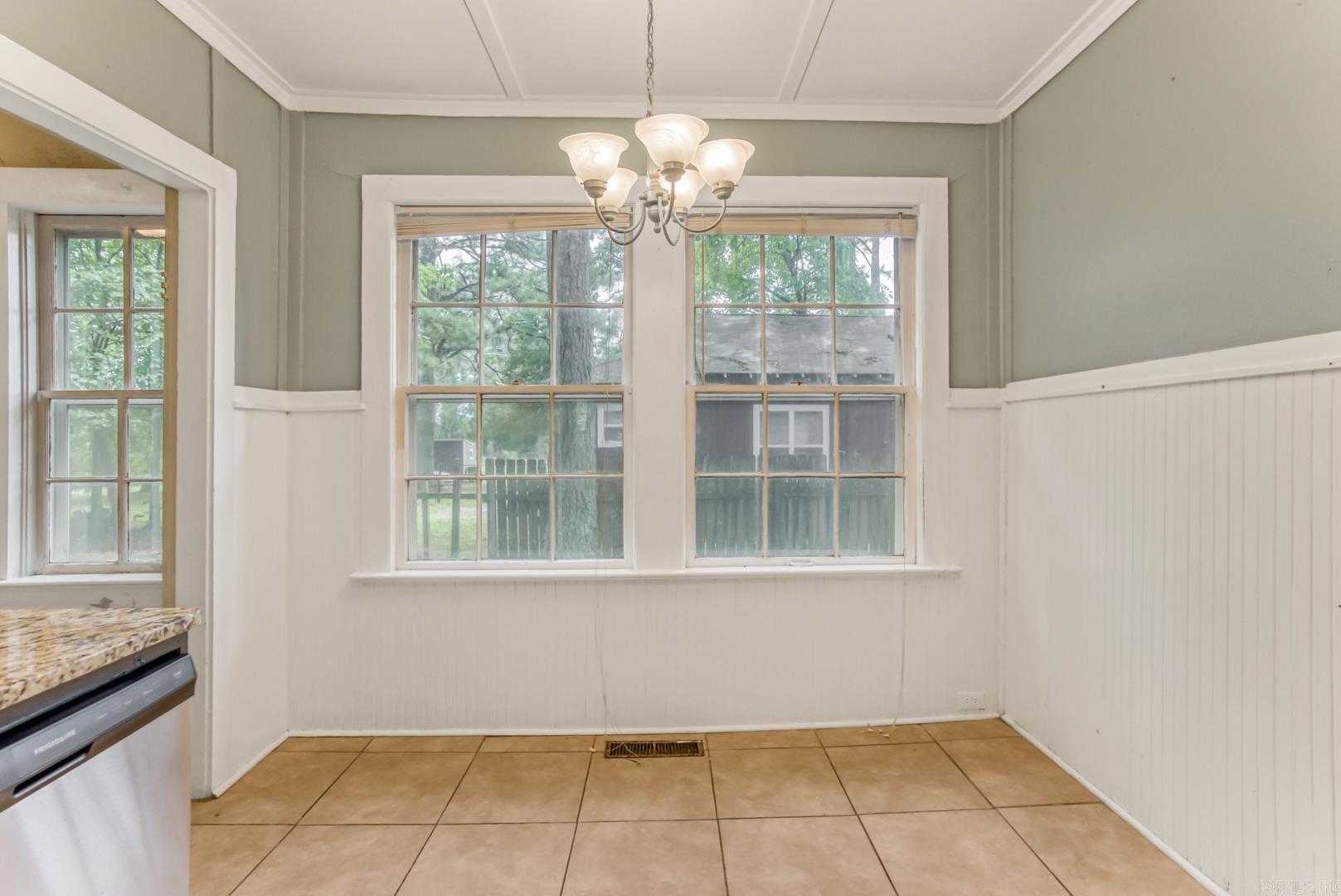 ORIGINAL TOWN-BRYANT - Residential