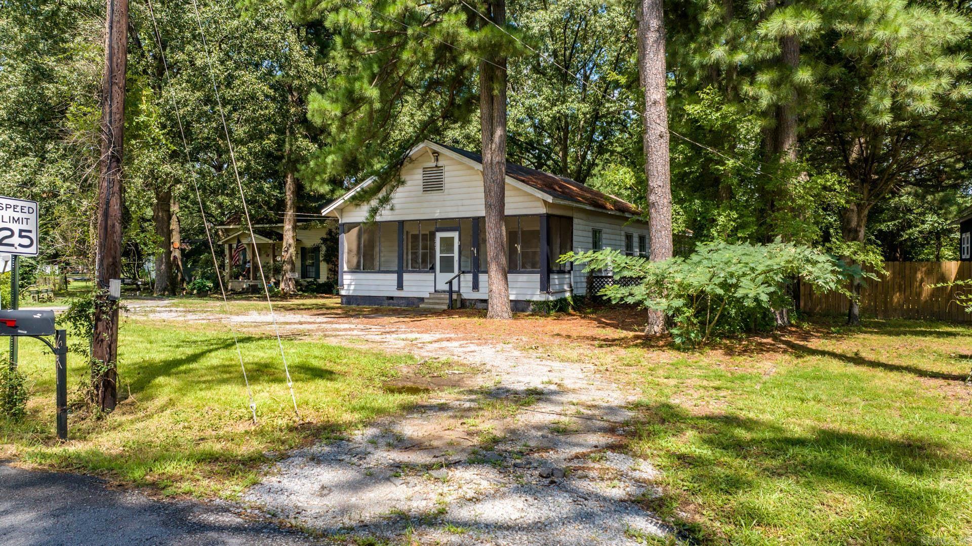 ORIGINAL TOWN-BRYANT - Residential