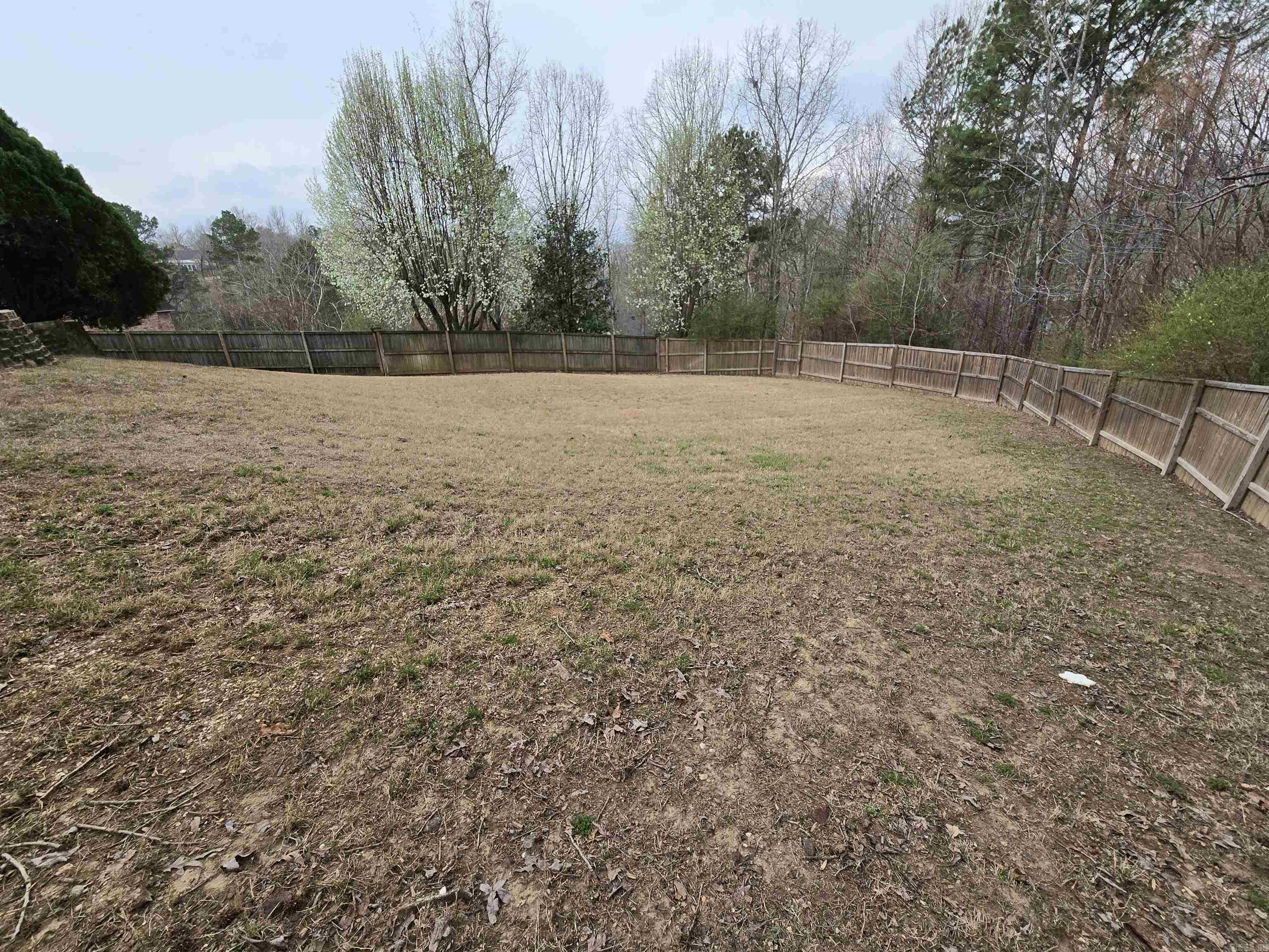 RIVER OAKS - Residential