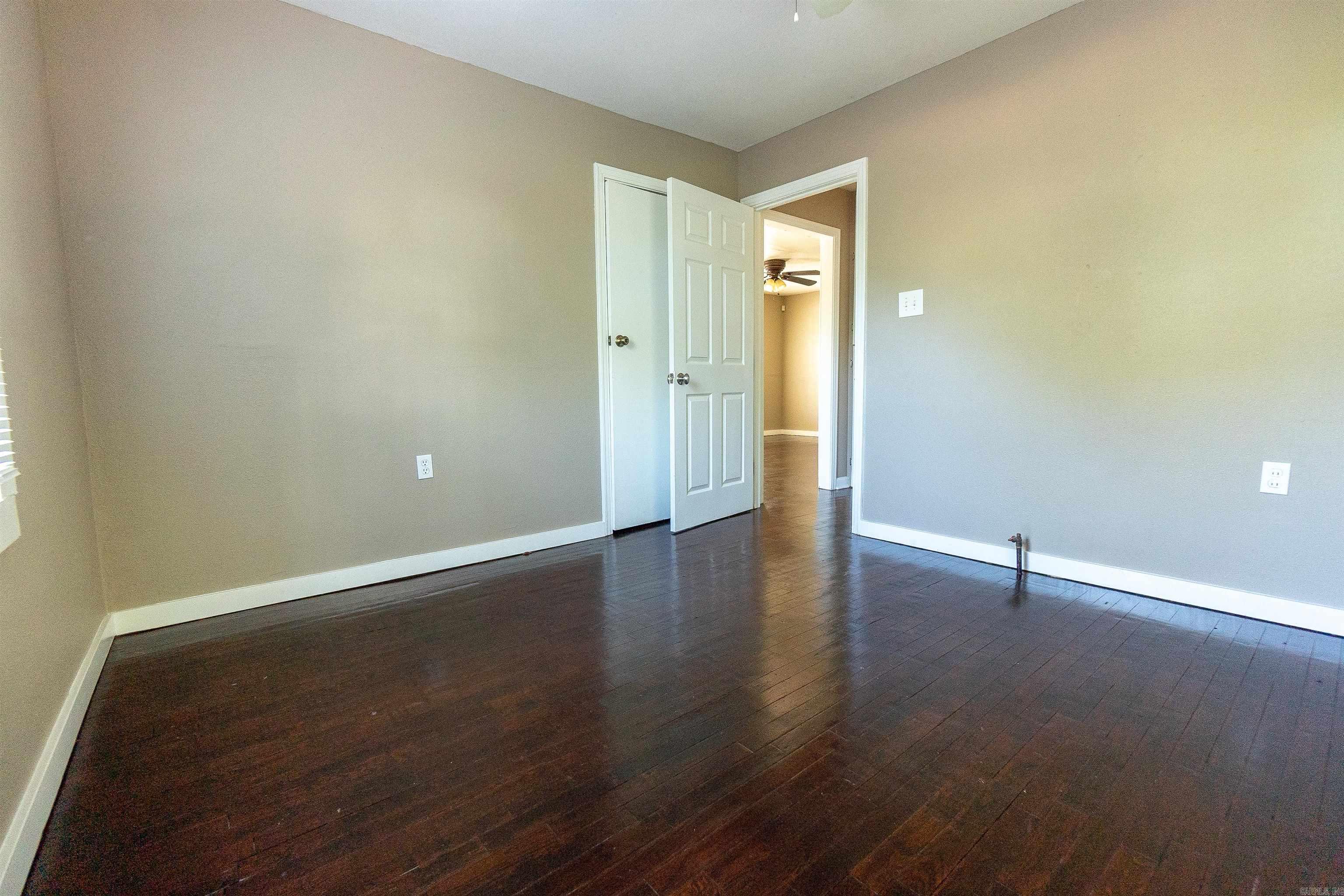 BARROW JOHN - Residential