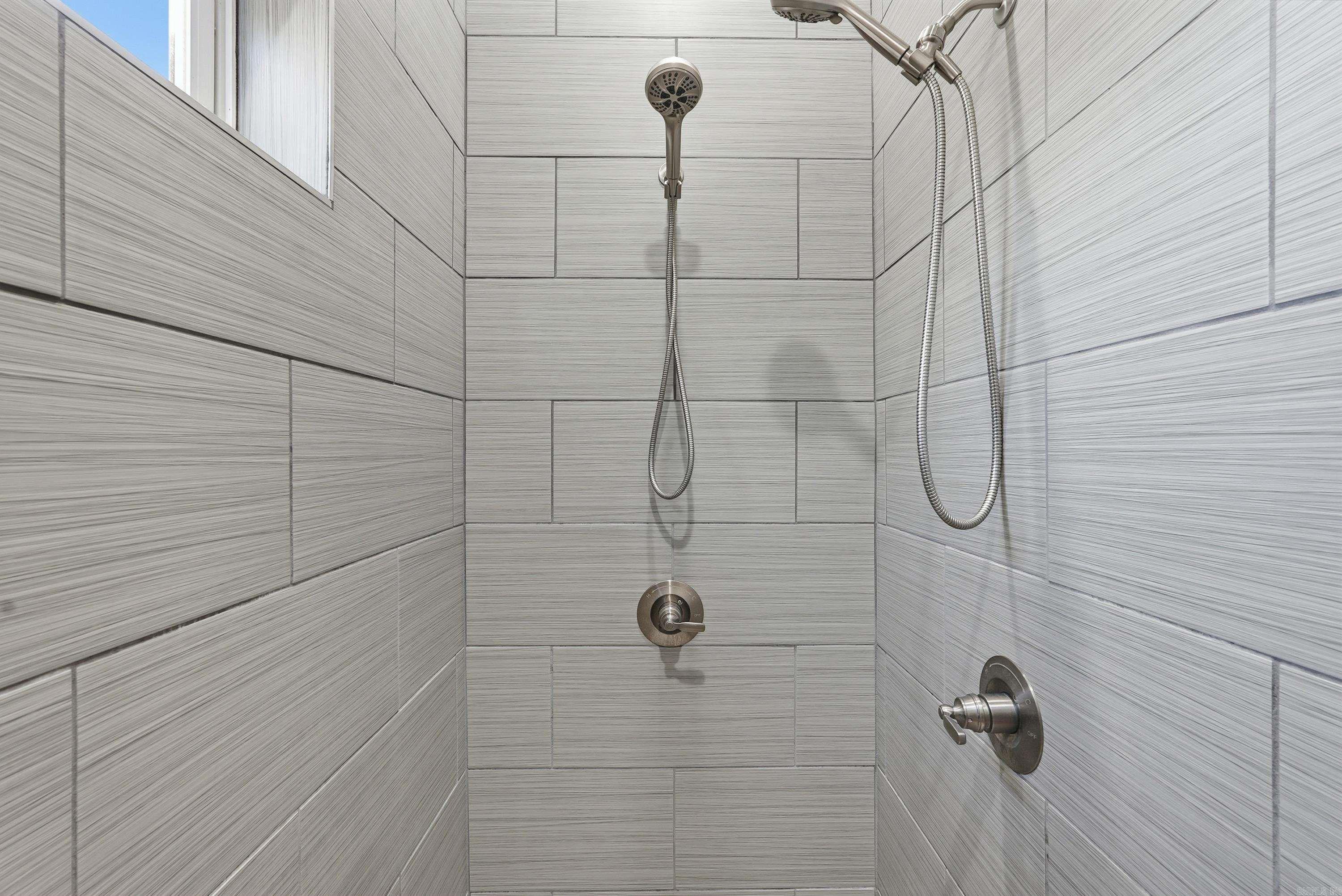 Watersedge Estates - Residential