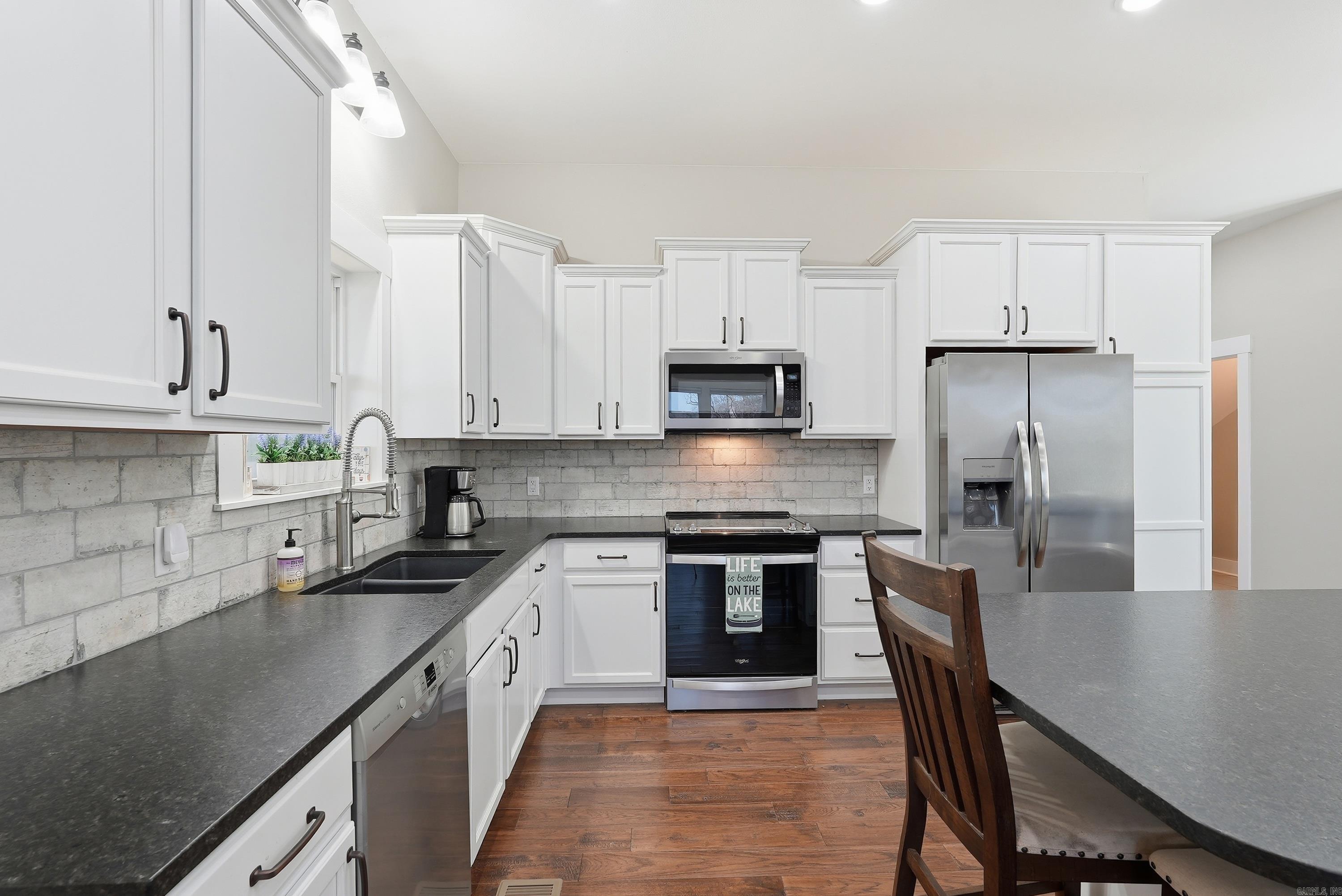 Watersedge Estates - Residential