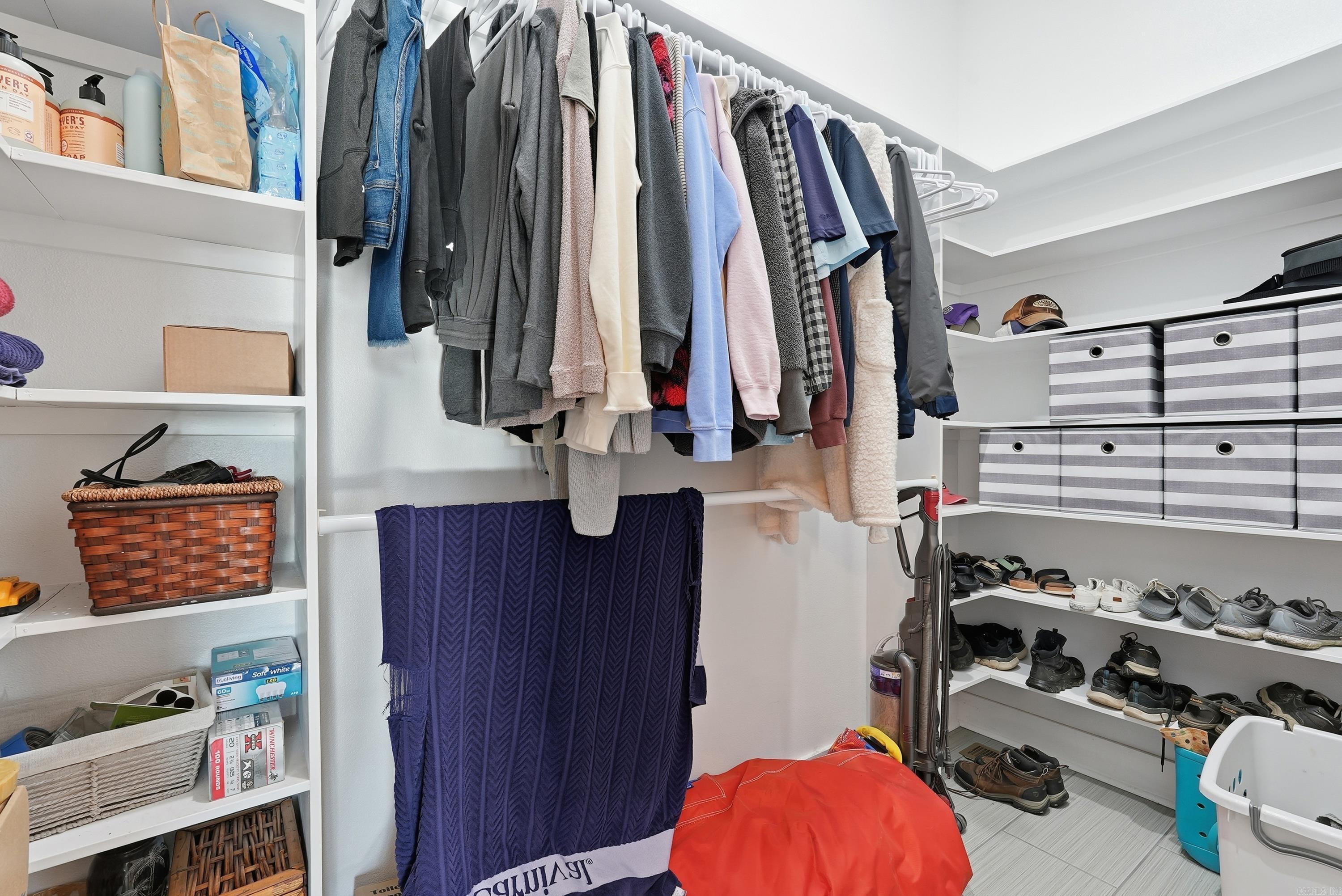 Watersedge Estates - Residential