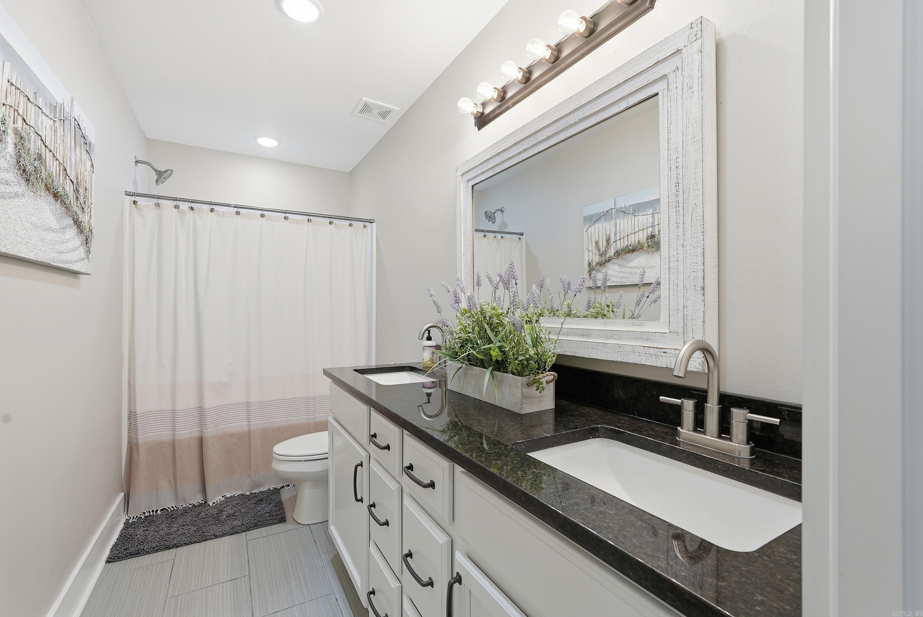 Watersedge Estates - Residential