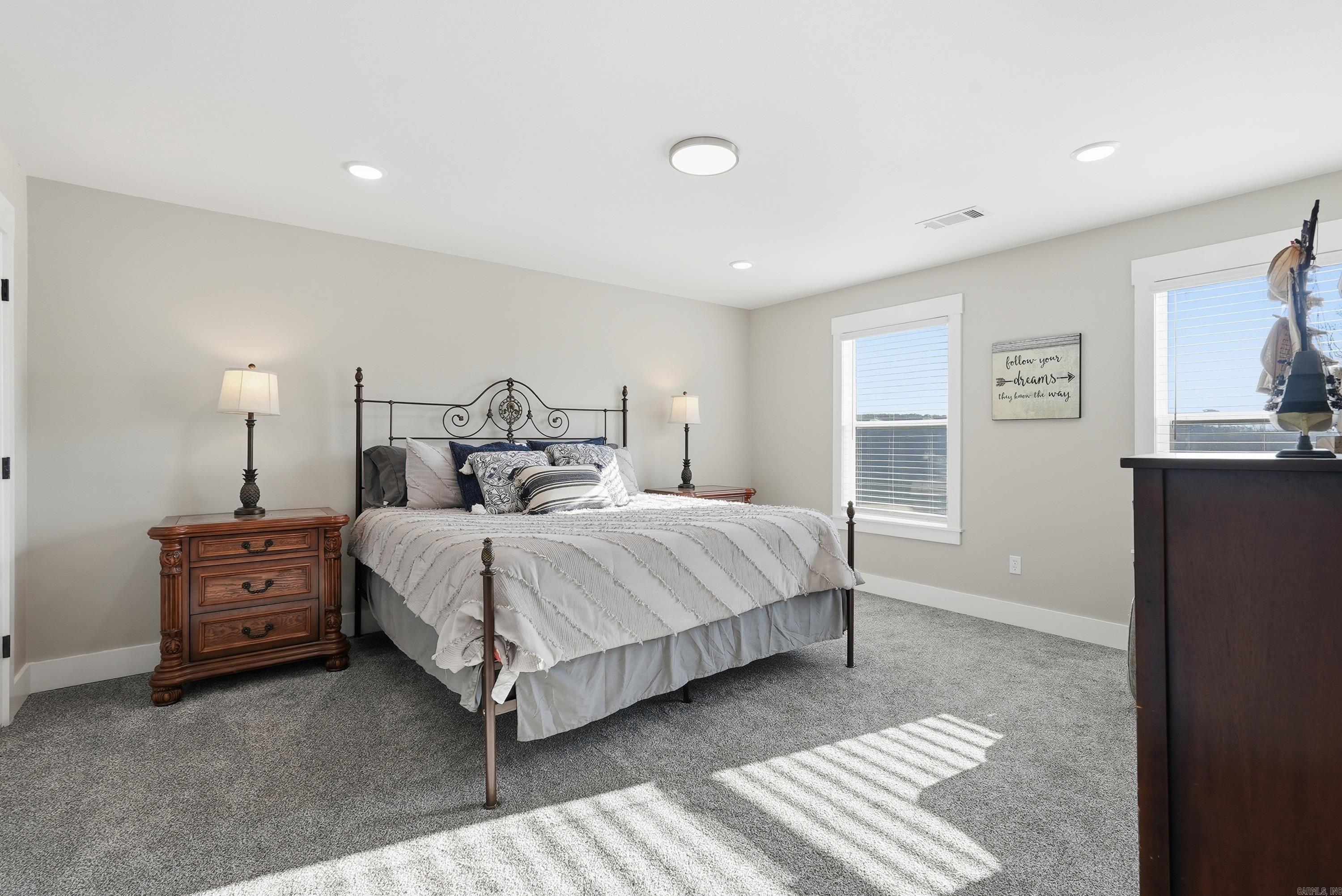 Watersedge Estates - Residential