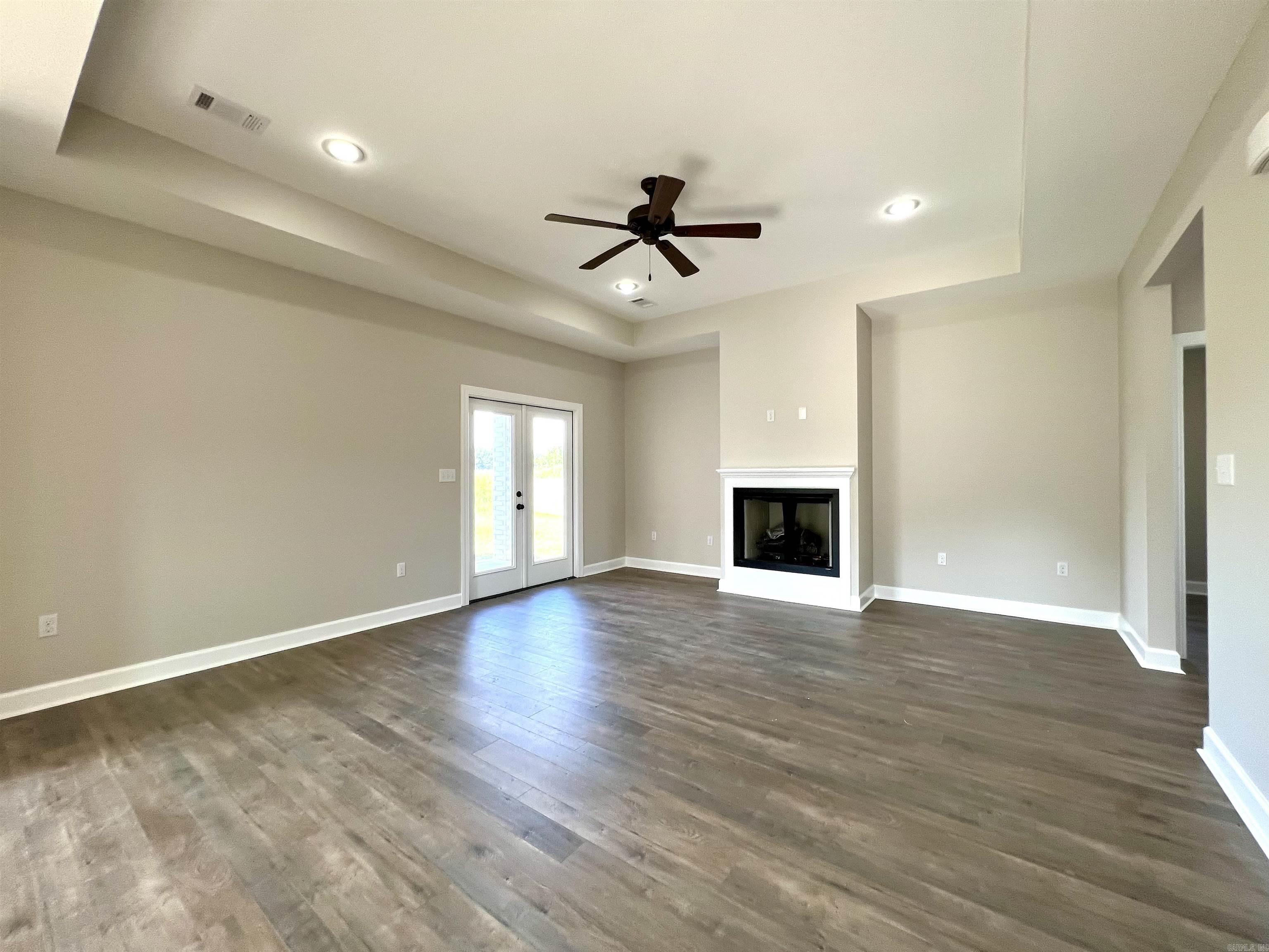 STELLA ESTATES - Residential