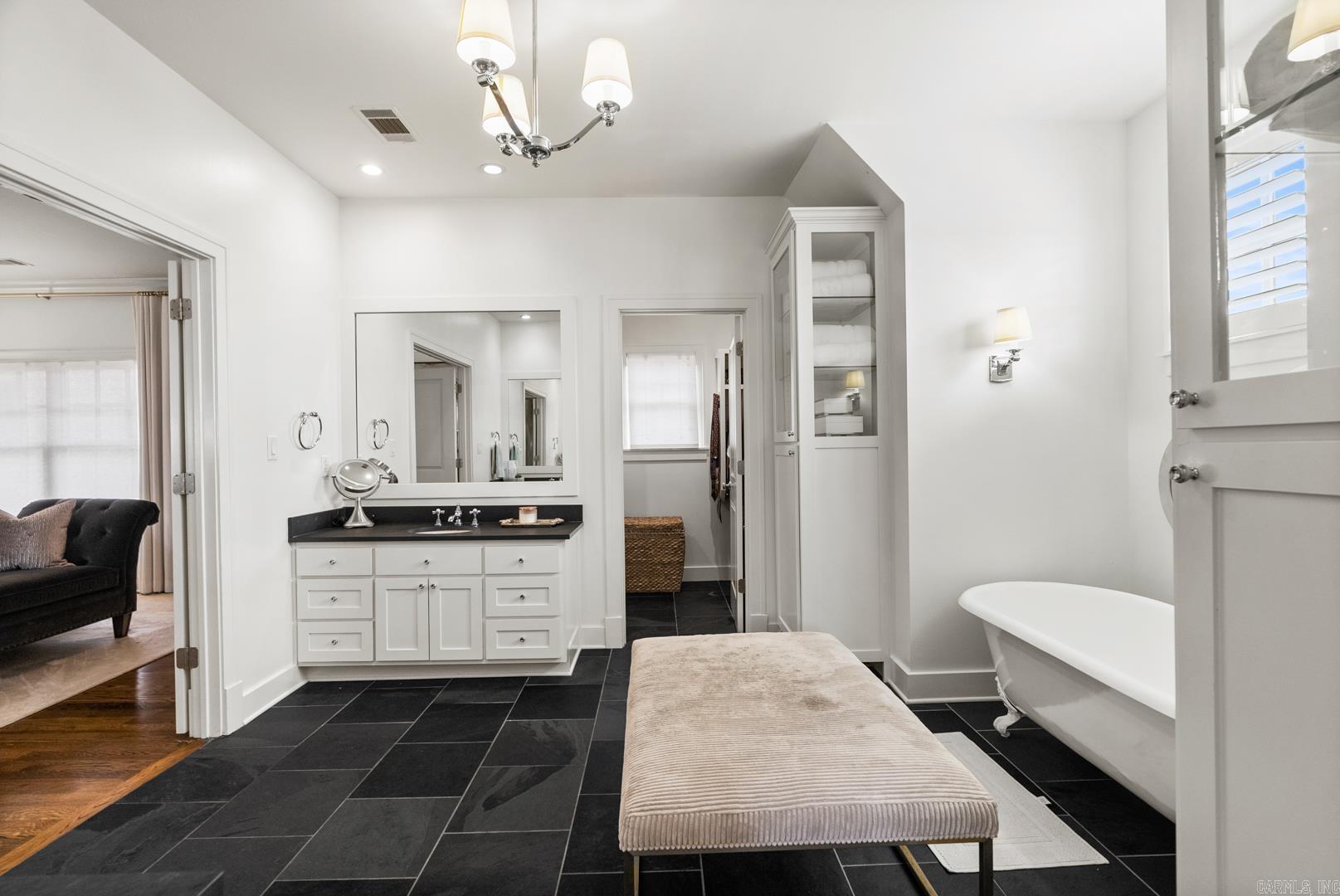 FOREST HEIGHTS PLACE - Residential