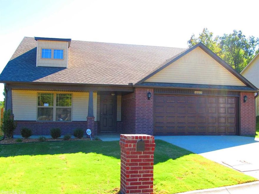 RD QUALIFIED AREA!!! The Katherine Plan!  3 br, 2ba, FULLY FENCED home! Master Bedroom features huge walk-in closet, Stand up shower & JETTED, w/separate toilet room. "Ceramic Tile" in all wet areas, The Kitchen features "Whirlpool Flat-top Range" w/matching "Microwave & Dishwasher" that opens up to lovely breakfast bar for families to eat that quick on-the-go breakfast in the morning. Granite countertop, "Covered Patio". Ask about our current RC promo. See agent remarks and associated docs.