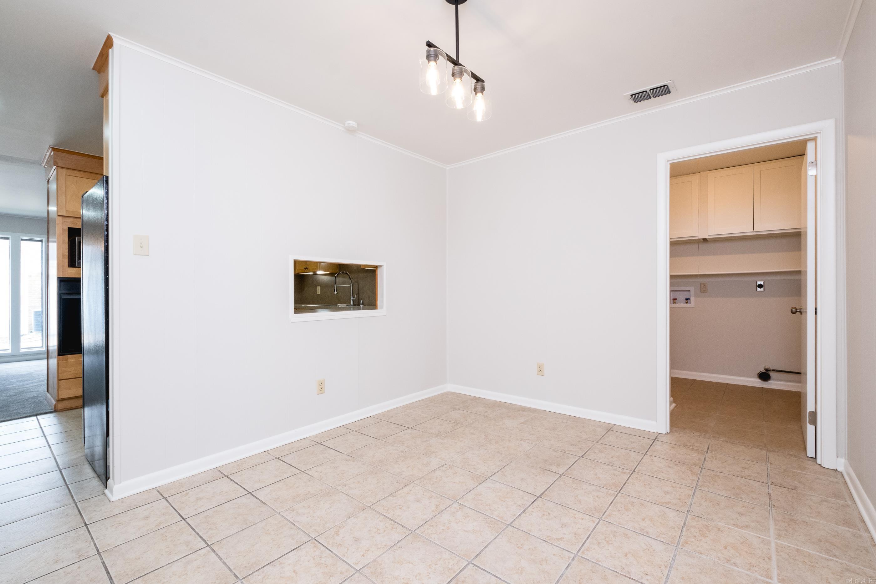 STURBRIDGE - Residential