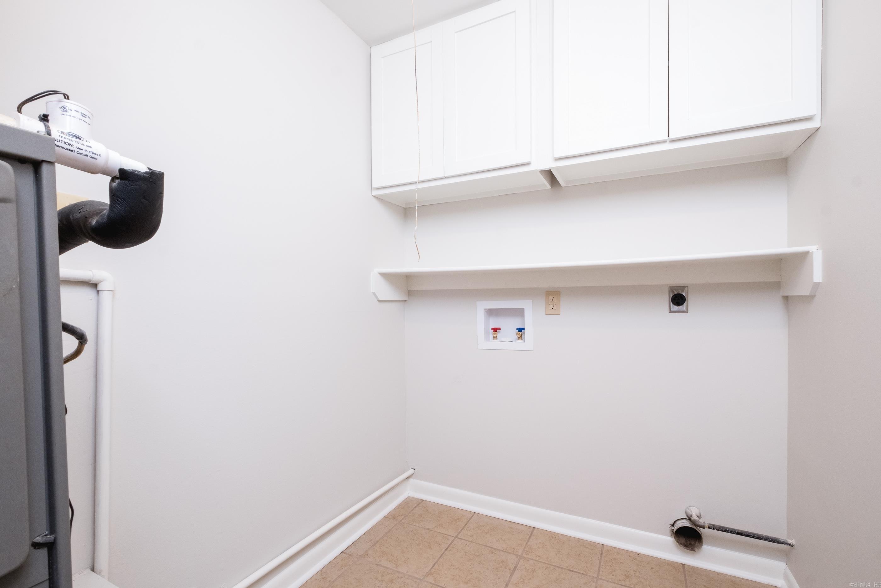 STURBRIDGE - Residential