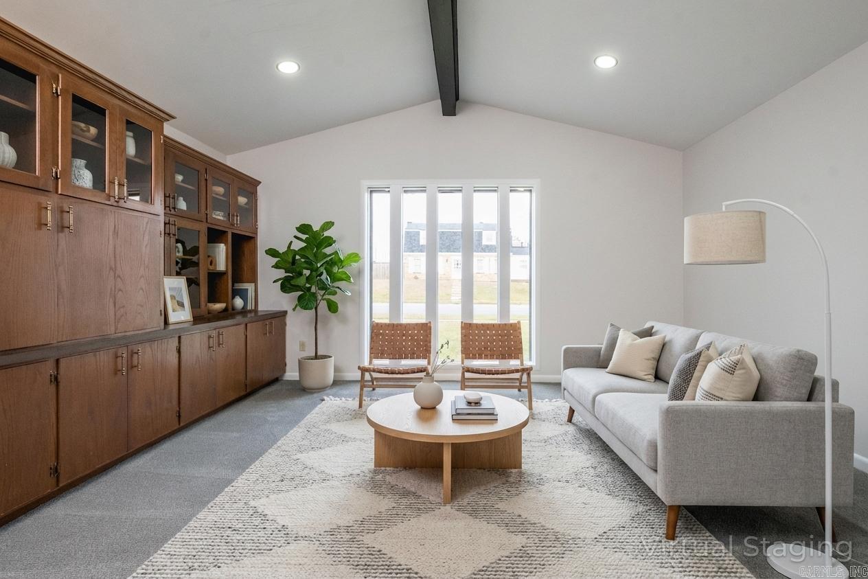 STURBRIDGE - Residential