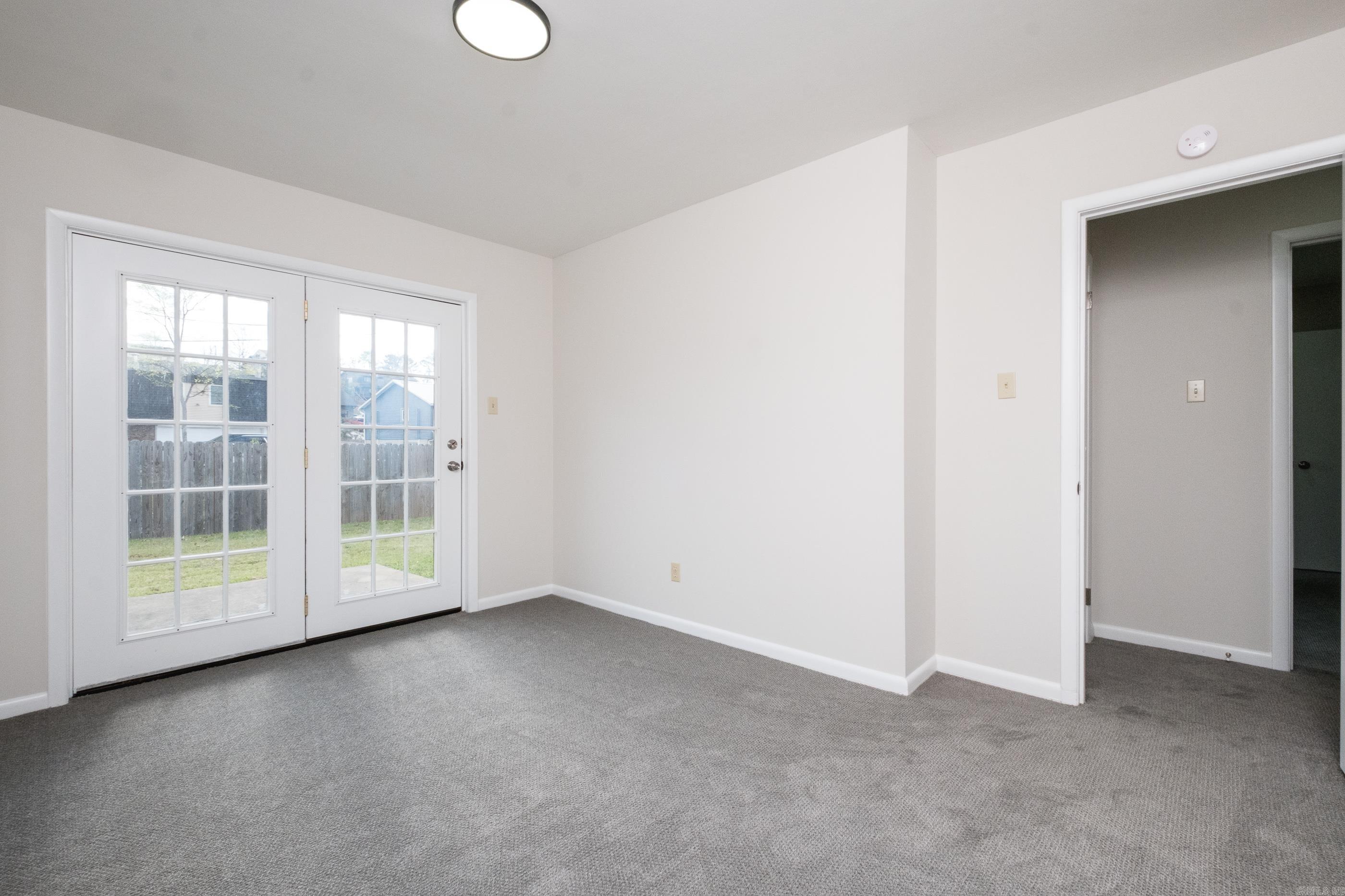 STURBRIDGE - Residential