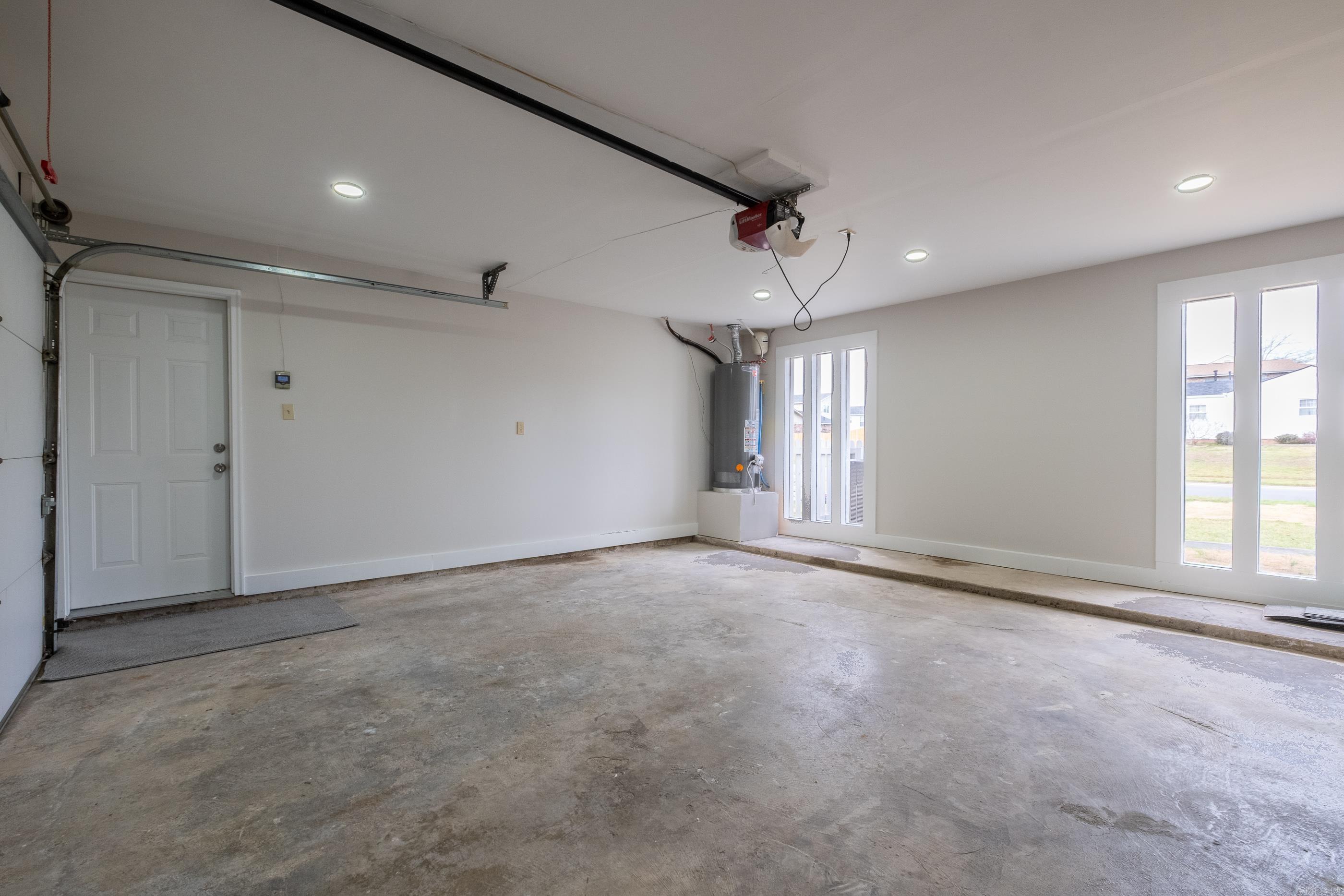 STURBRIDGE - Residential