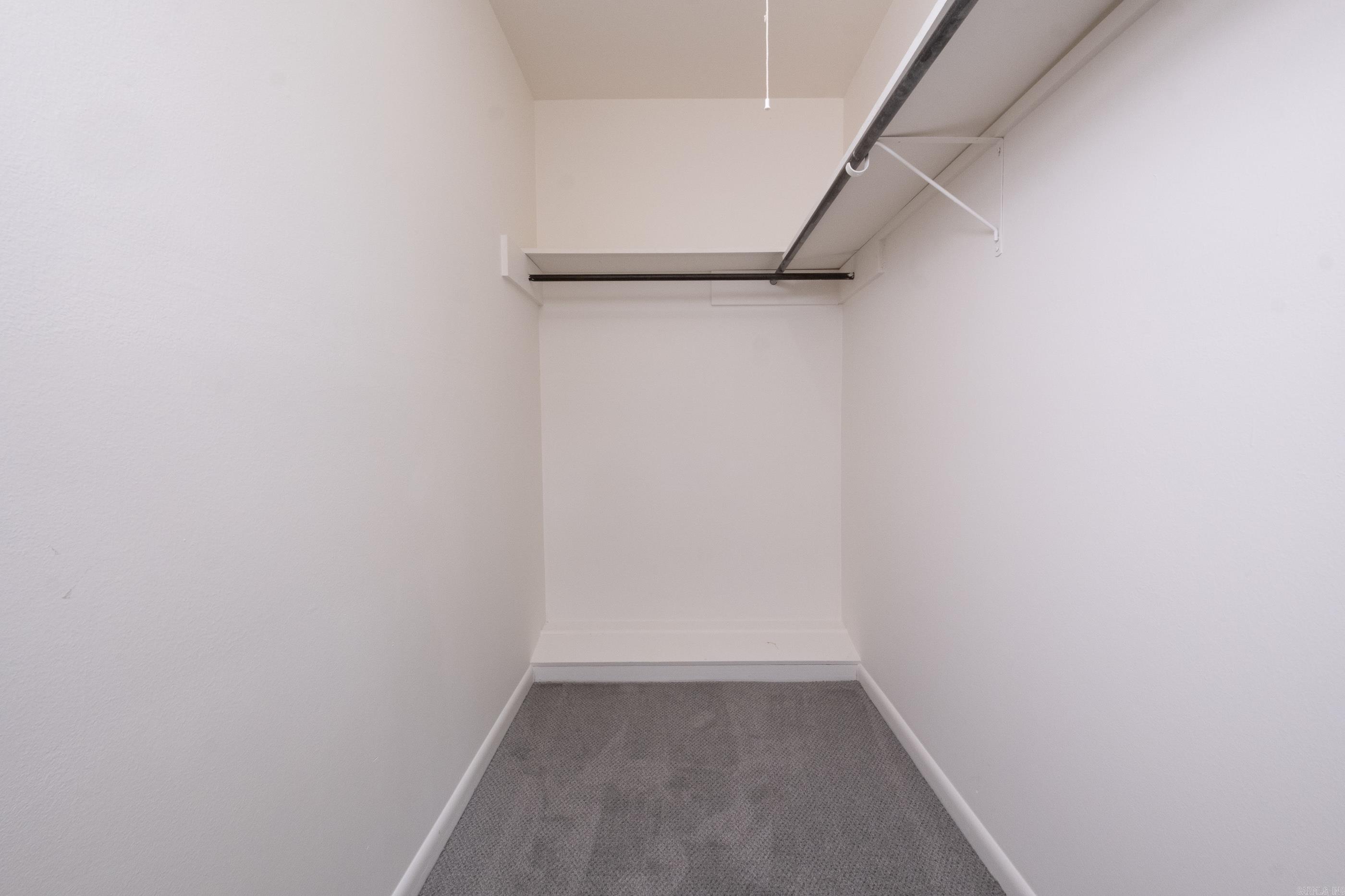 STURBRIDGE - Residential