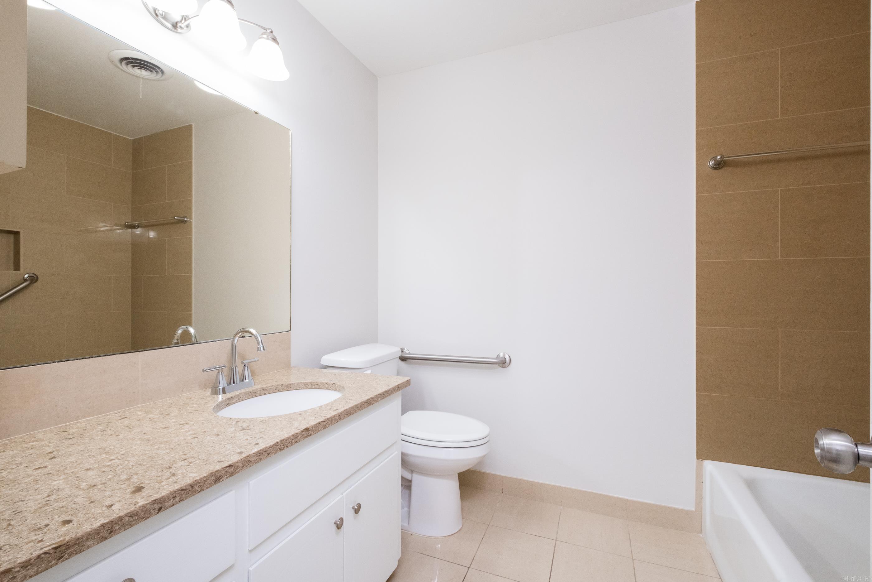 STURBRIDGE - Residential