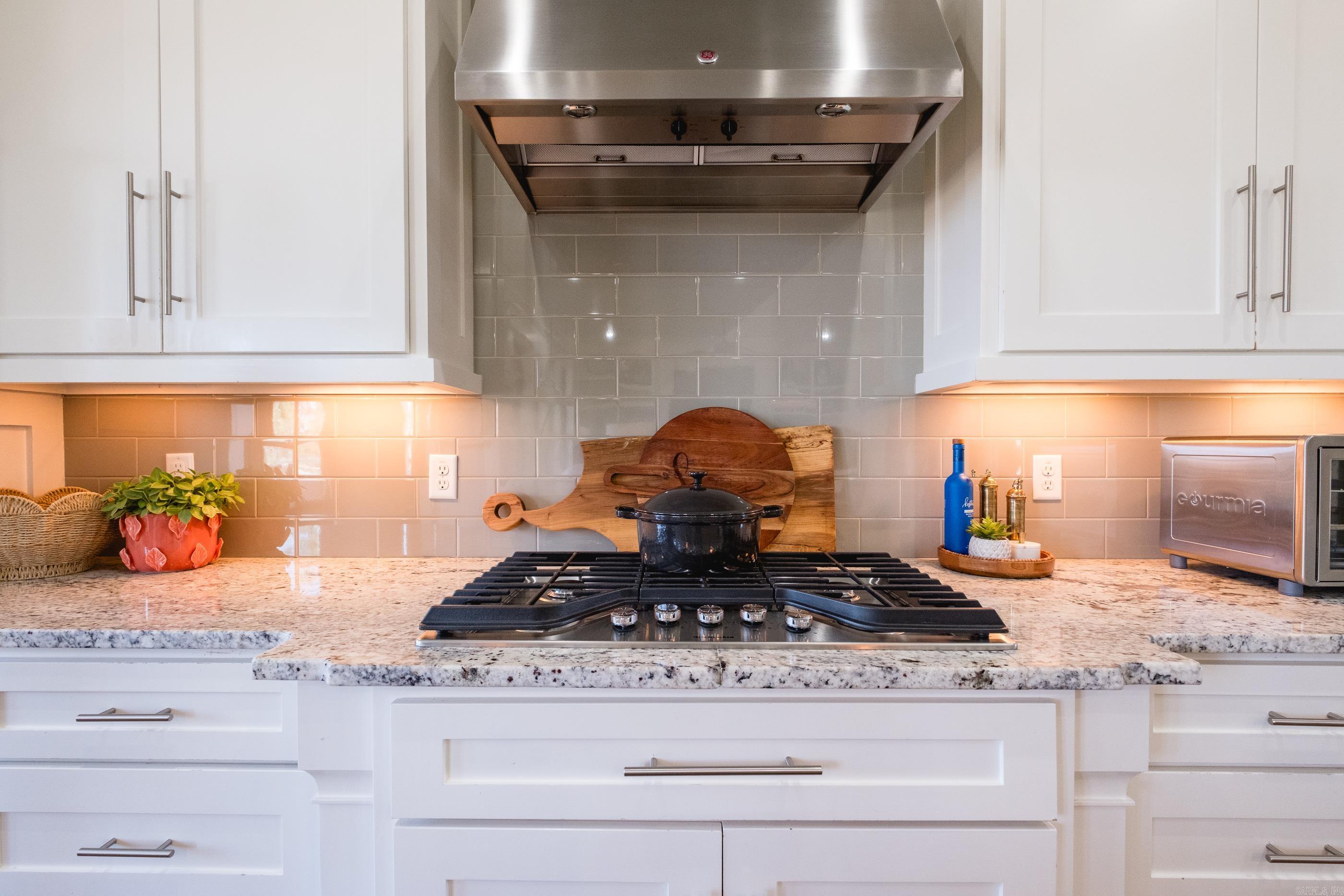 WATERVIEW ESTATES - Residential