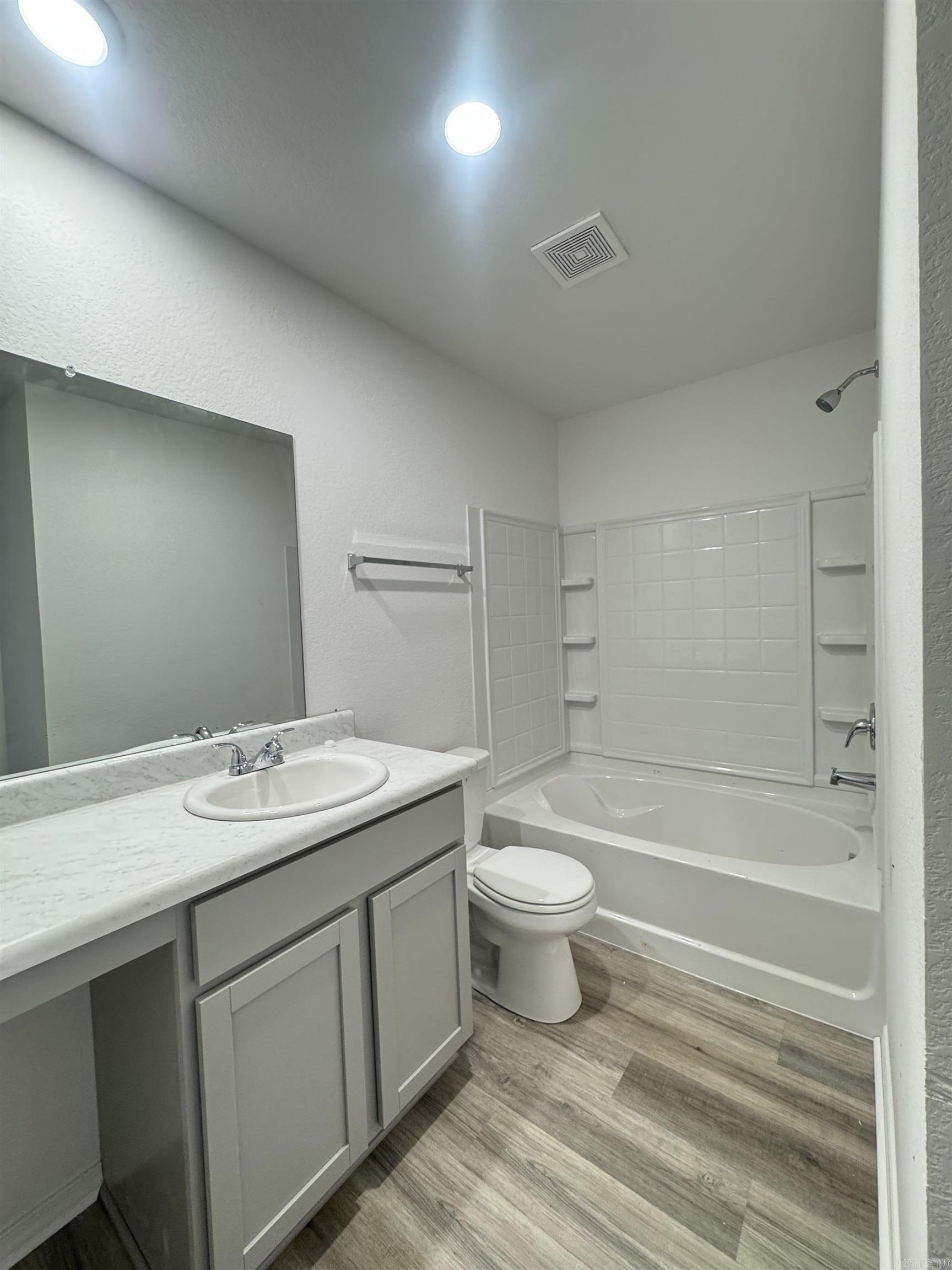 THE MEADOWS - Residential