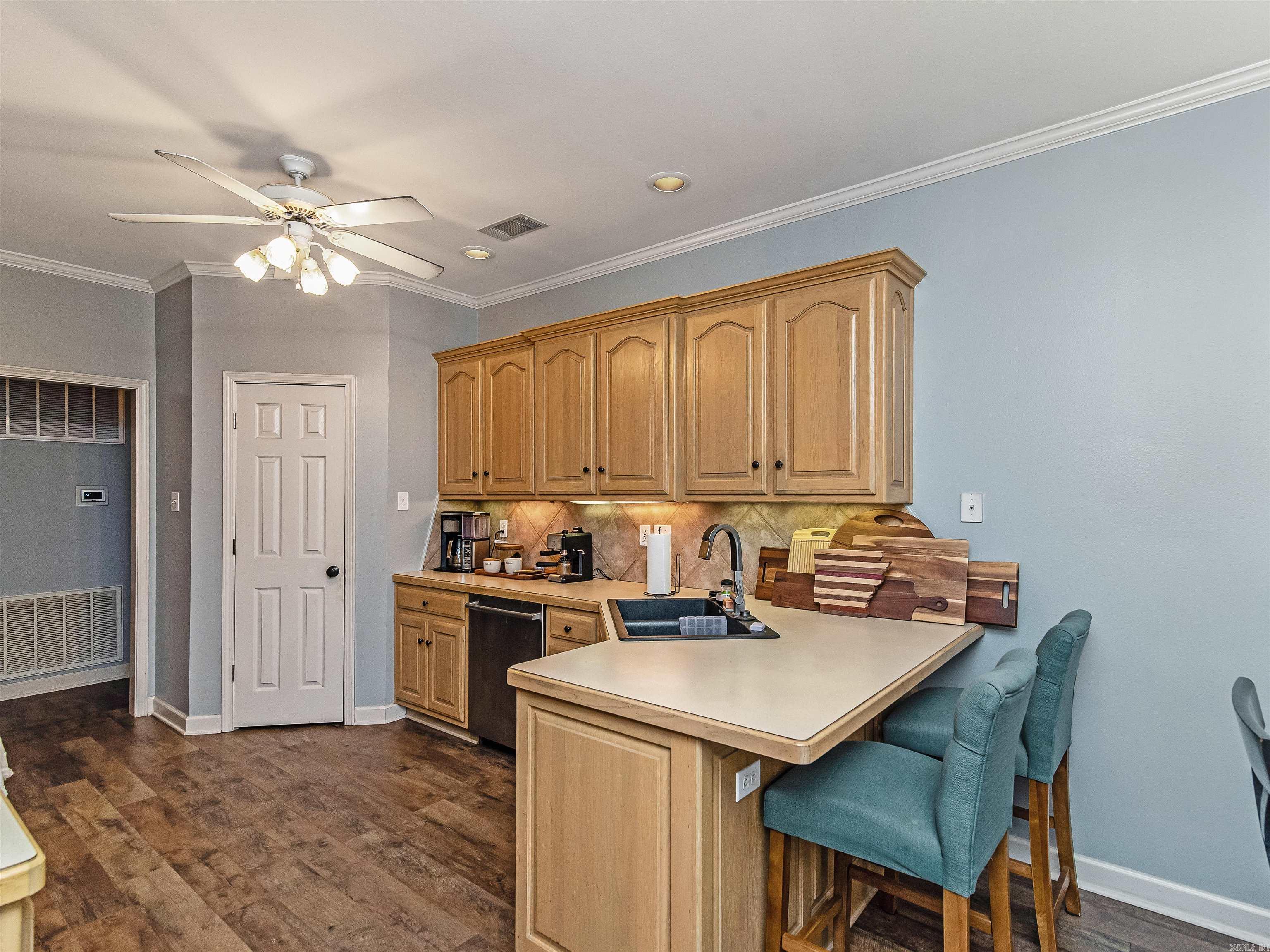 EDGEWATER ADDN - Residential