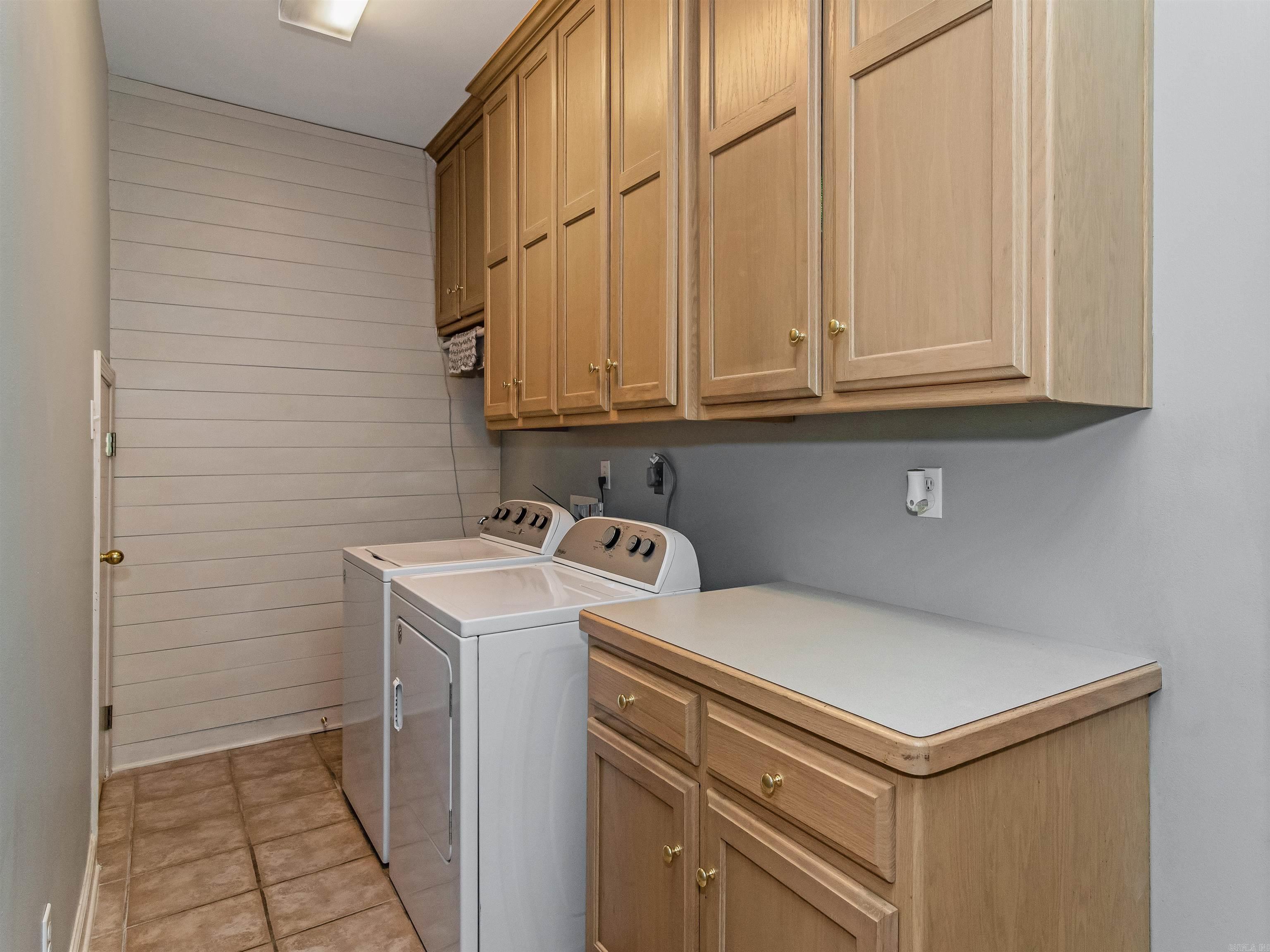 EDGEWATER ADDN - Residential