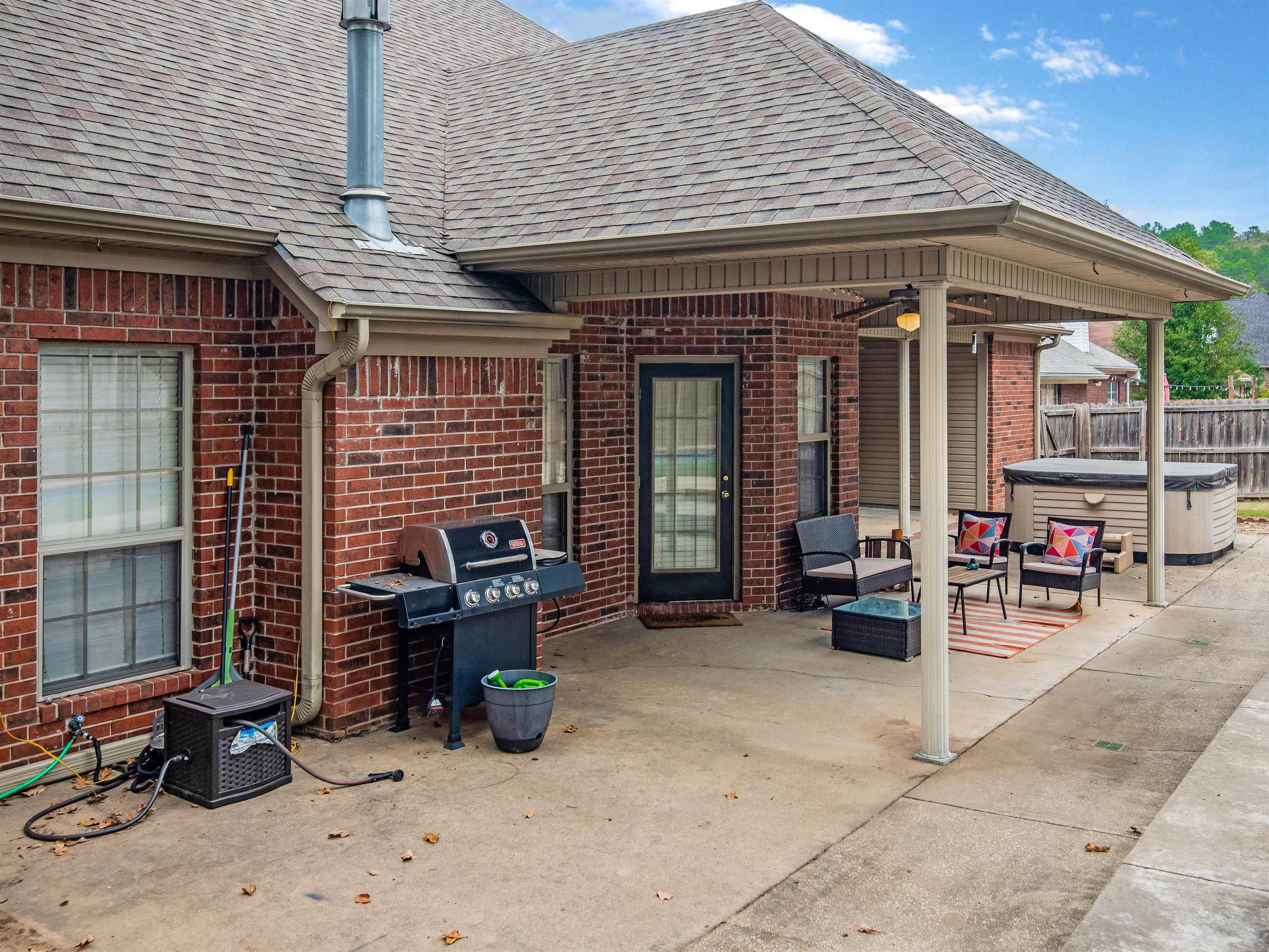 EDGEWATER ADDN - Residential