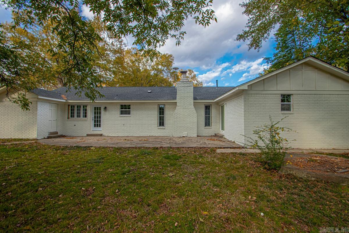 EAST MEADOW - Residential