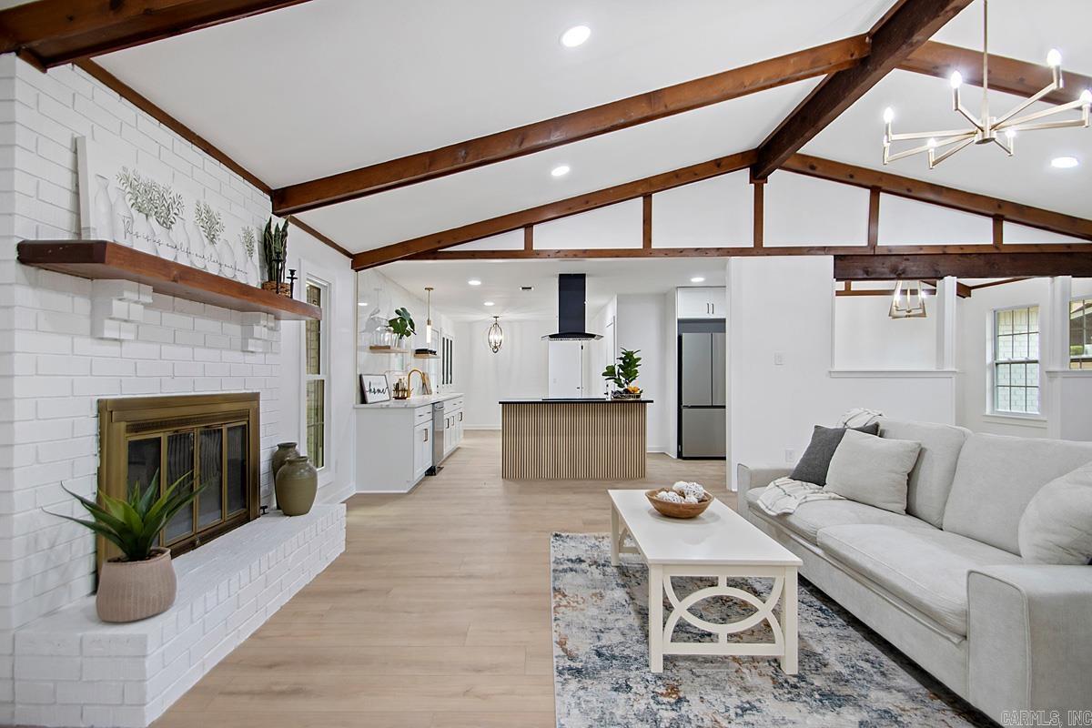 EAST MEADOW - Residential