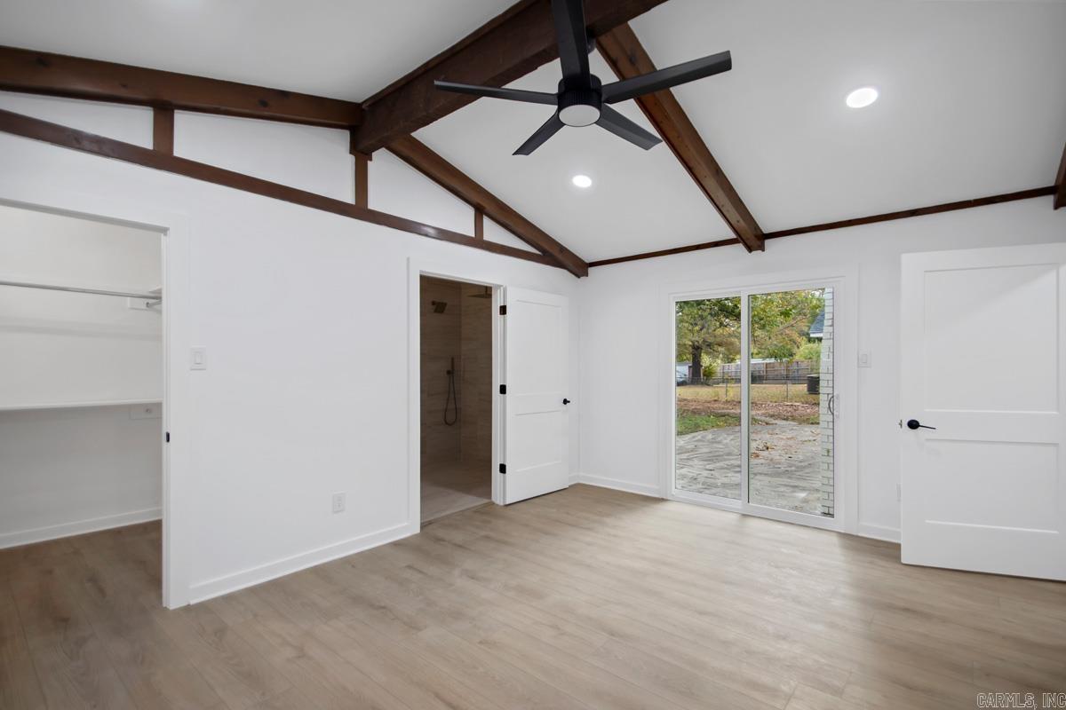 EAST MEADOW - Residential