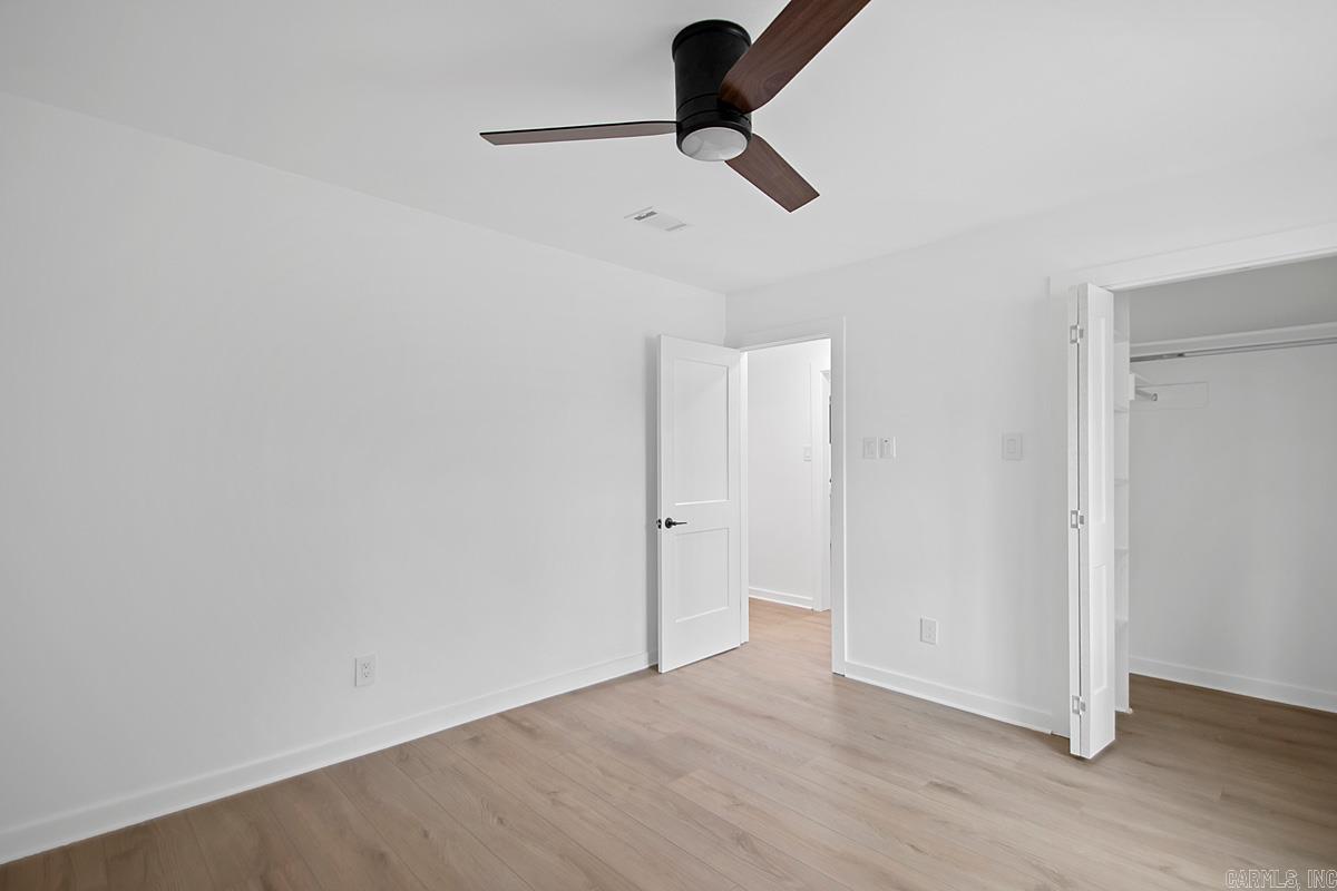 EAST MEADOW - Residential