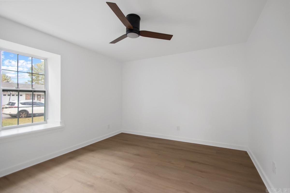 EAST MEADOW - Residential