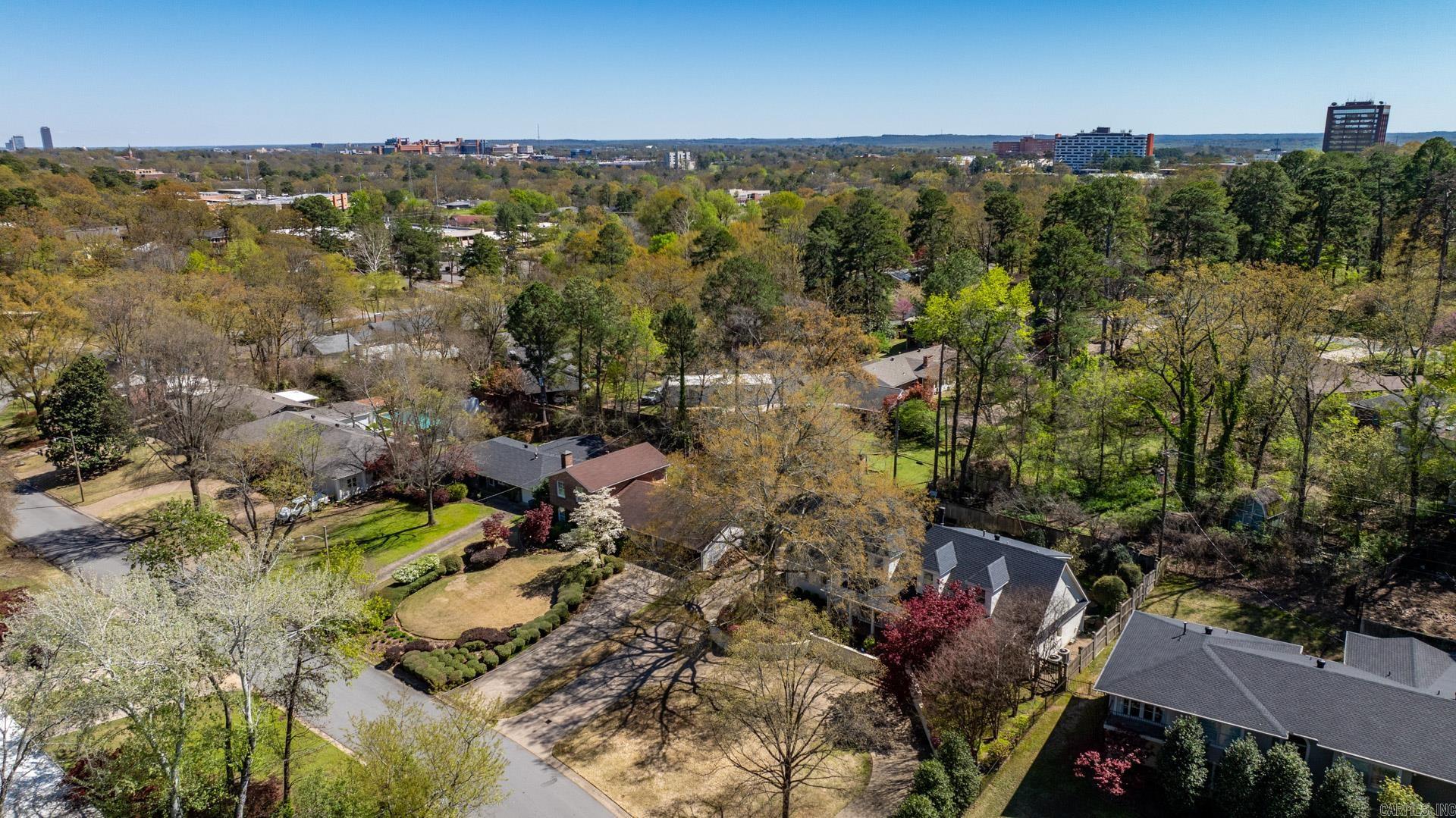 PINE MANOR - Residential