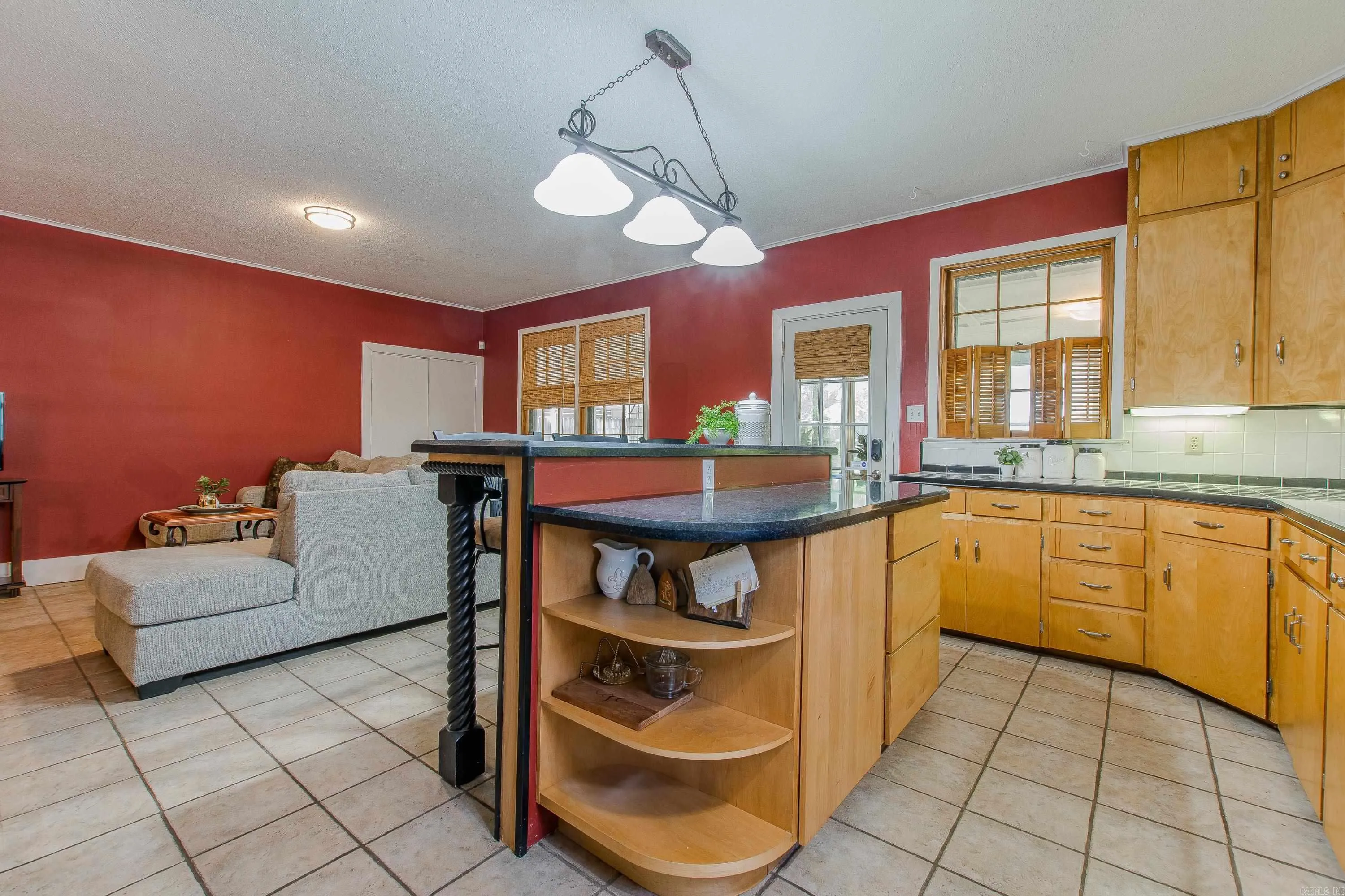 North Little Rock, Arkansas 72116, United States, 2 Bedrooms Bedrooms, ,2 BathroomsBathrooms,Residential,Pending,107891