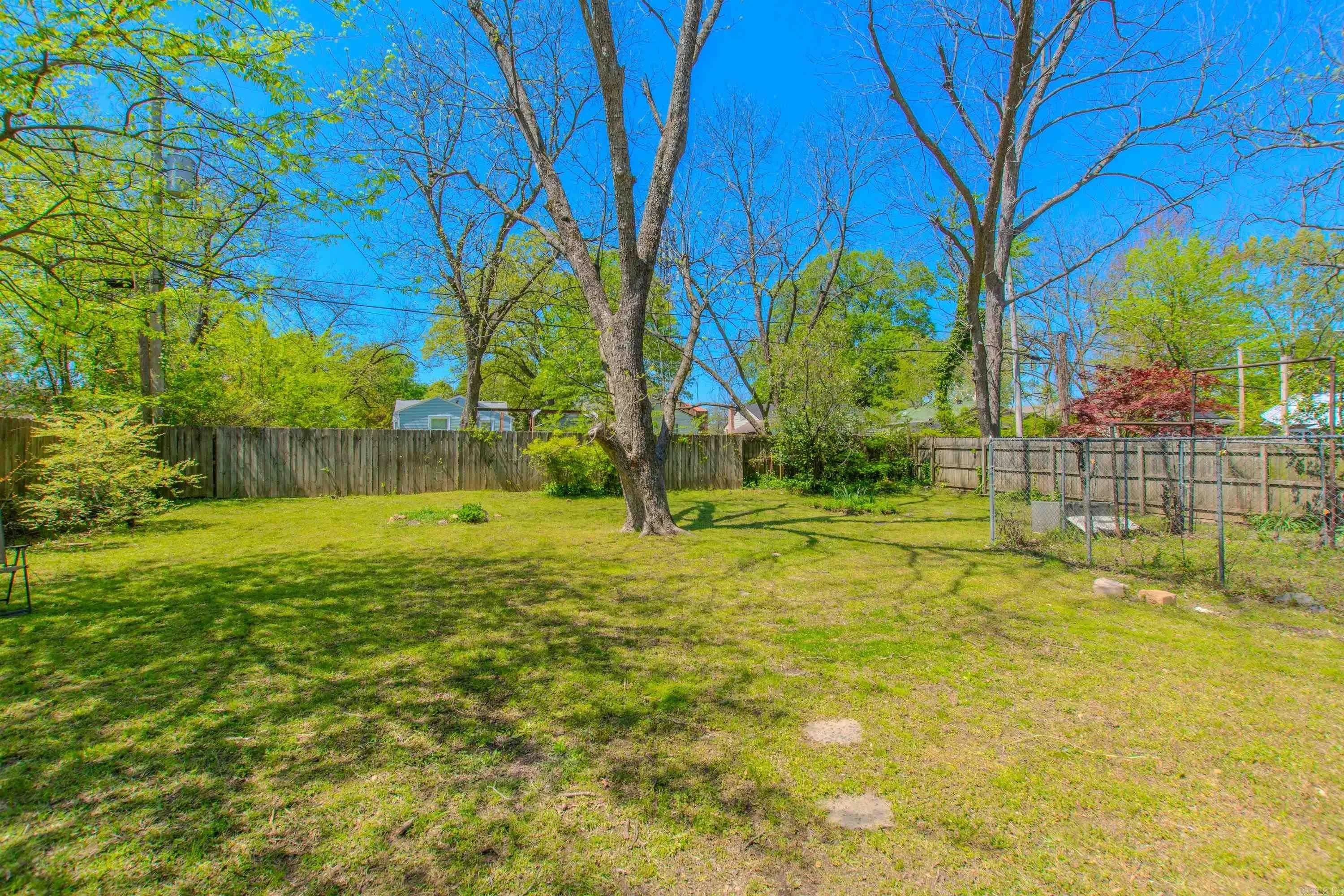 North Little Rock, Arkansas 72116, United States, 2 Bedrooms Bedrooms, ,2 BathroomsBathrooms,Residential,Pending,107891