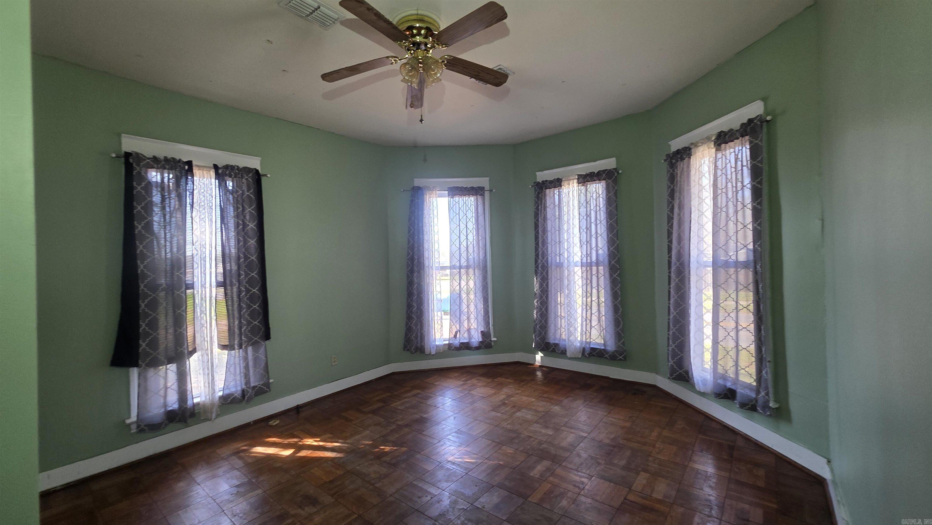 ORIGINAL TOWN OF WARREN - Residential