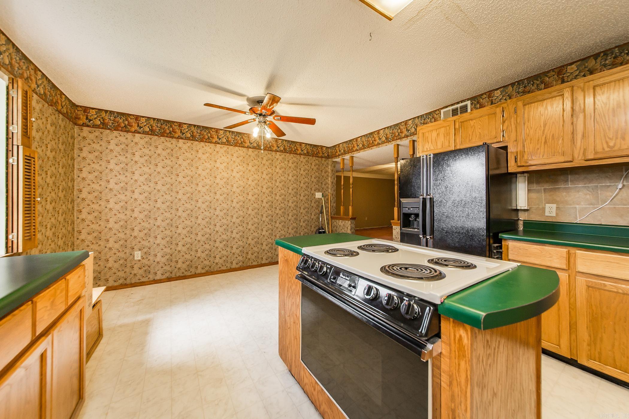 LINDULAKE ESTATES - Residential