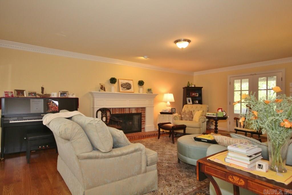 Longlea Manor - Residential