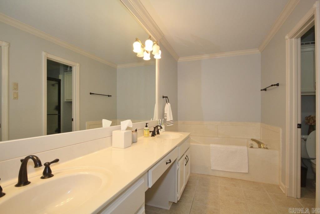 Longlea Manor - Residential