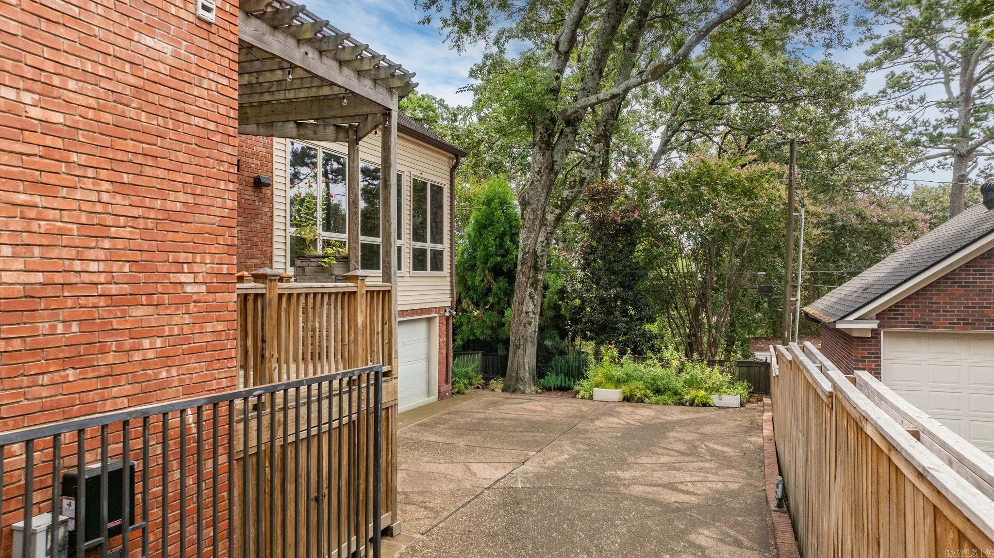 PROSPECT TERRACE - Residential