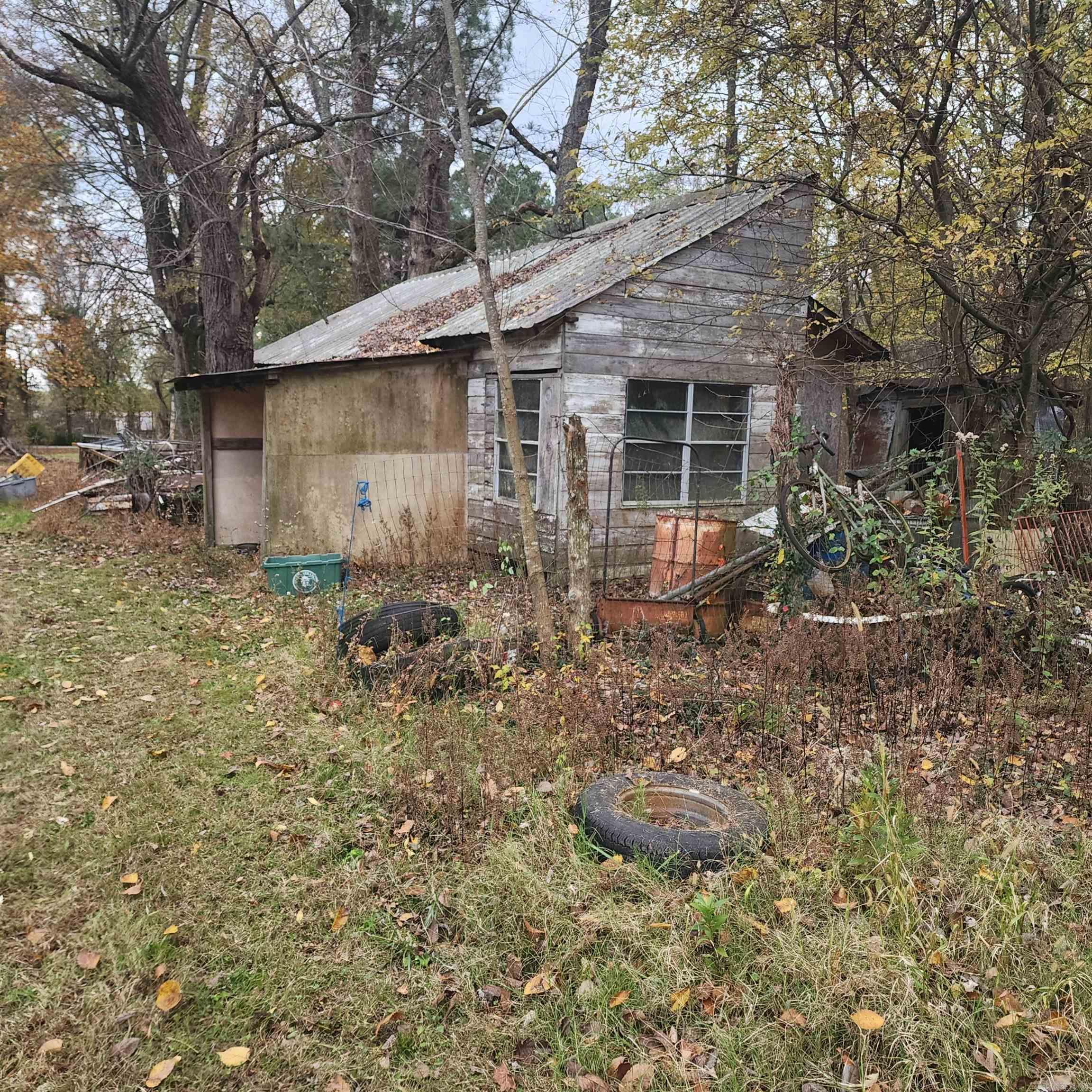 Higginson Outlots - Land